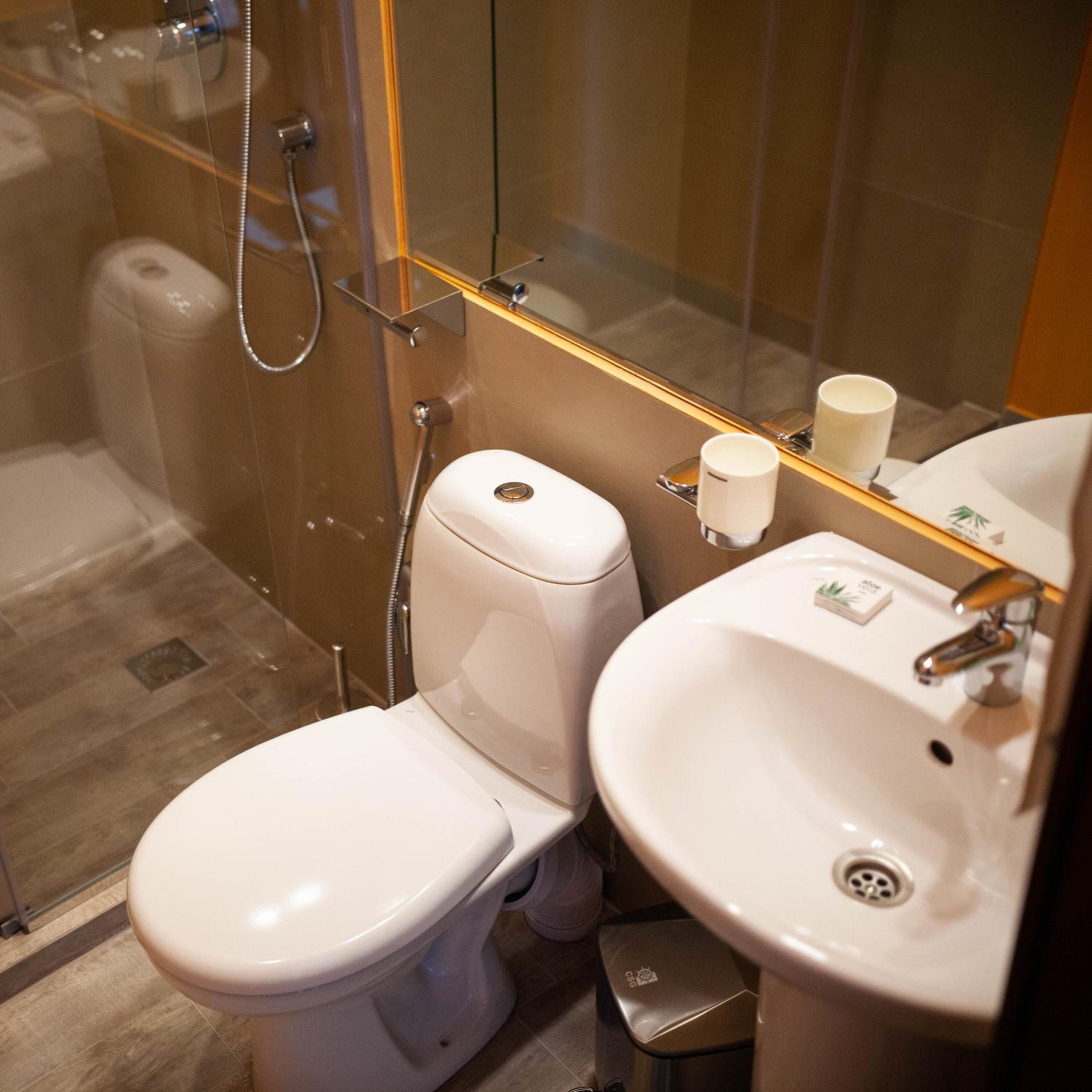 Deluxe King Room photo 1
