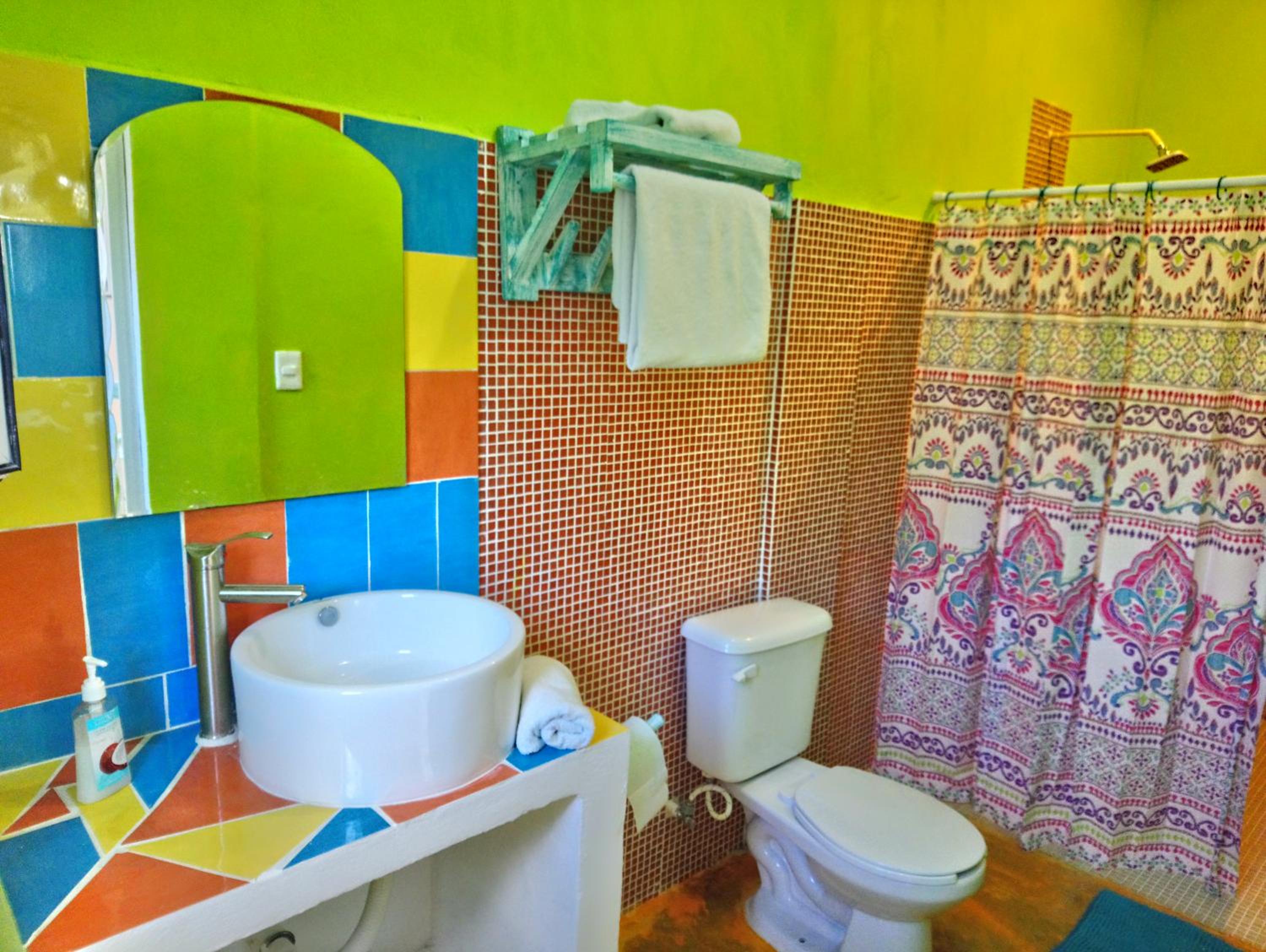 Queen Room with Pool View photo 3