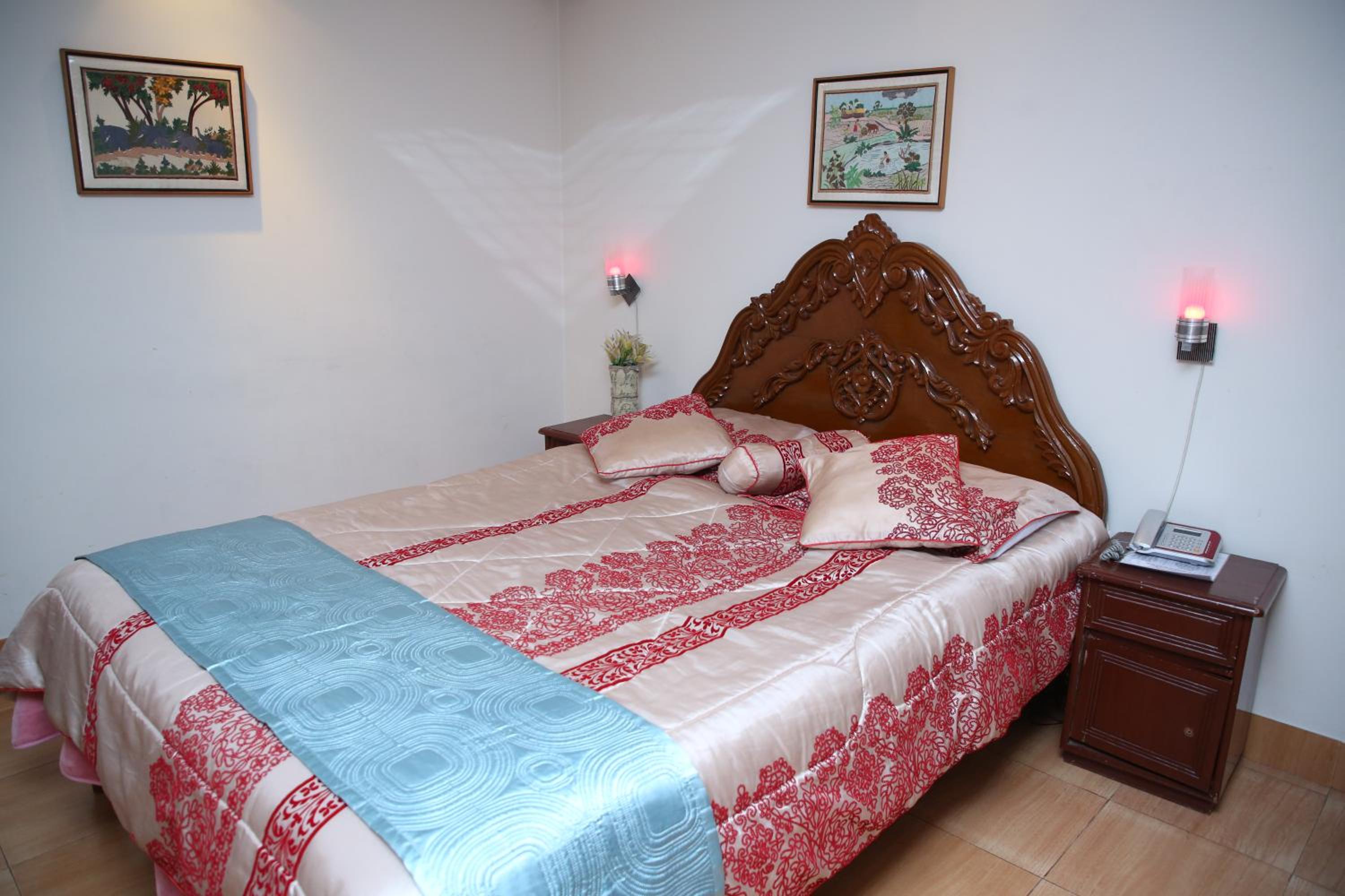 Deluxe Single Room