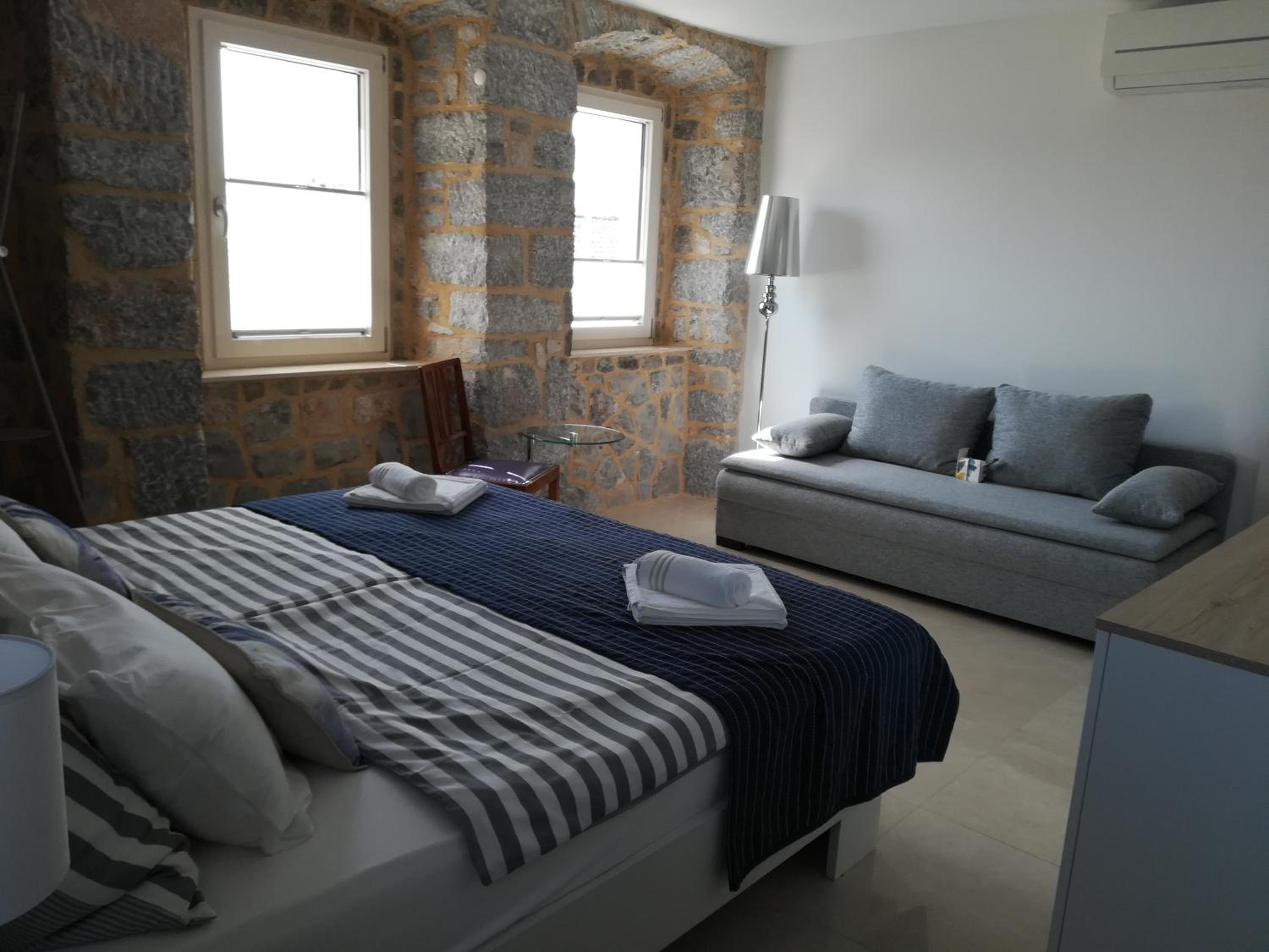 Triple Room with Sea View Two photo 1