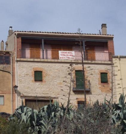 Four-Bedroom House - Photo 17