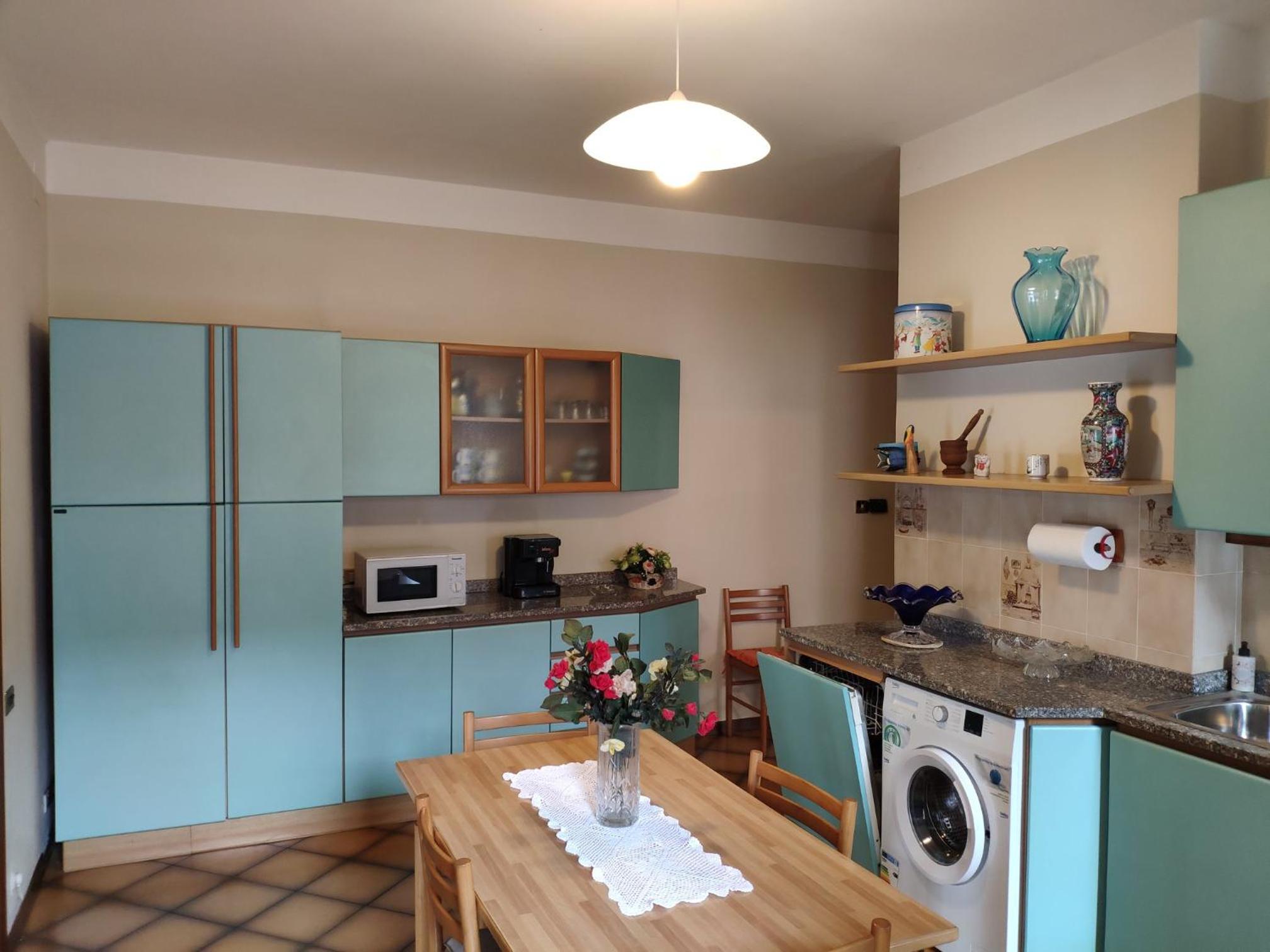 Three-Bedroom Apartment - Photo 20