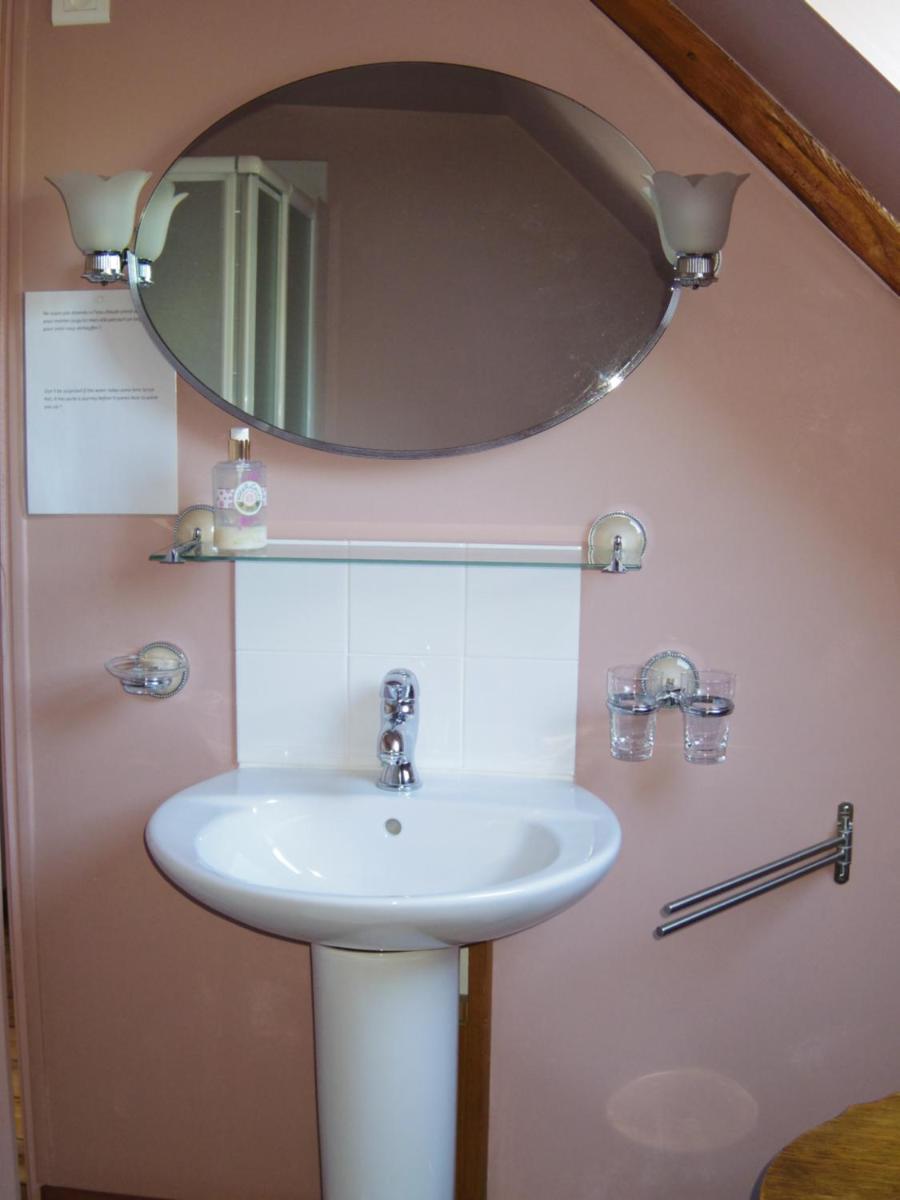 Large Double Room photo 2