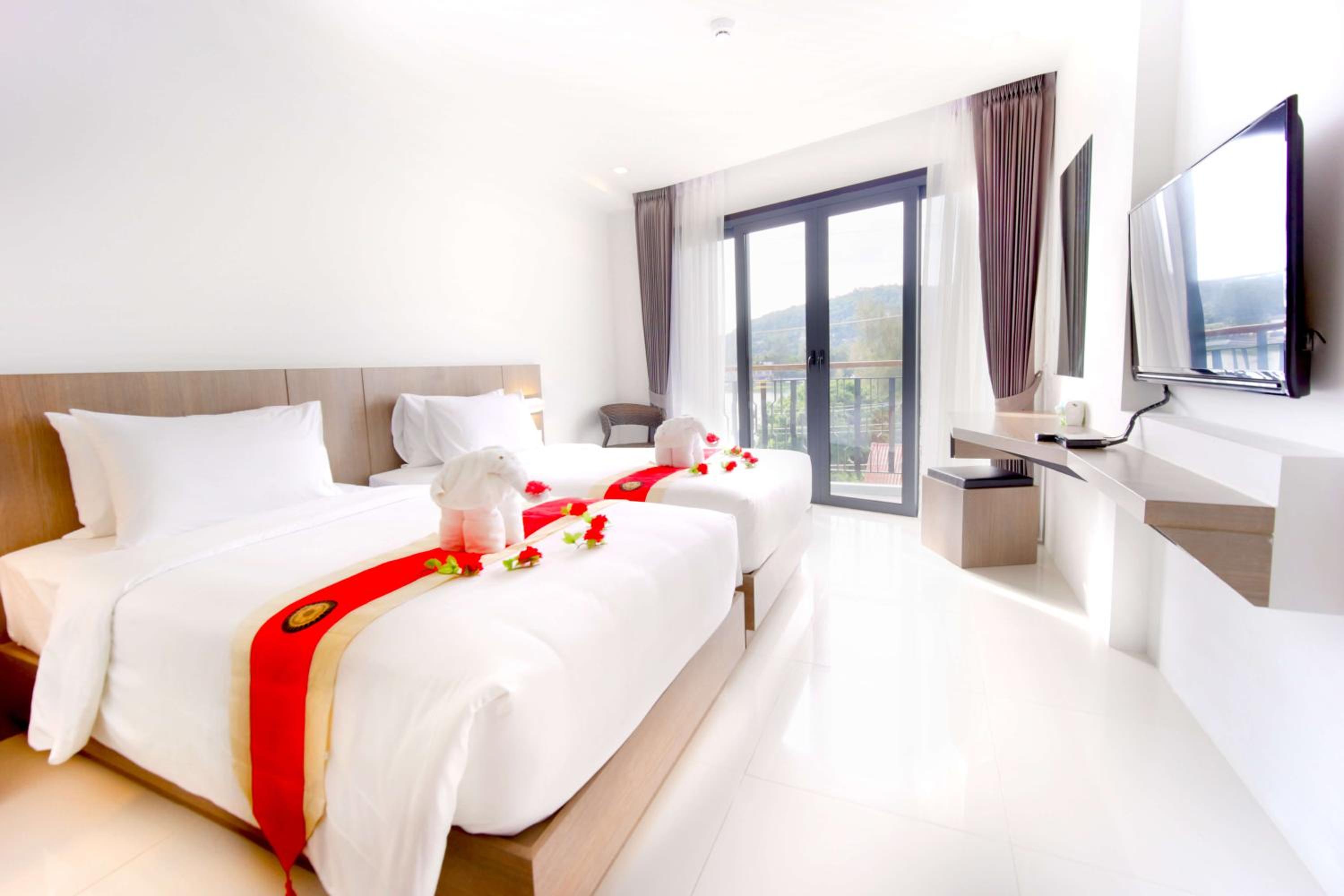 Deluxe Double or Twin Room - Photo 1