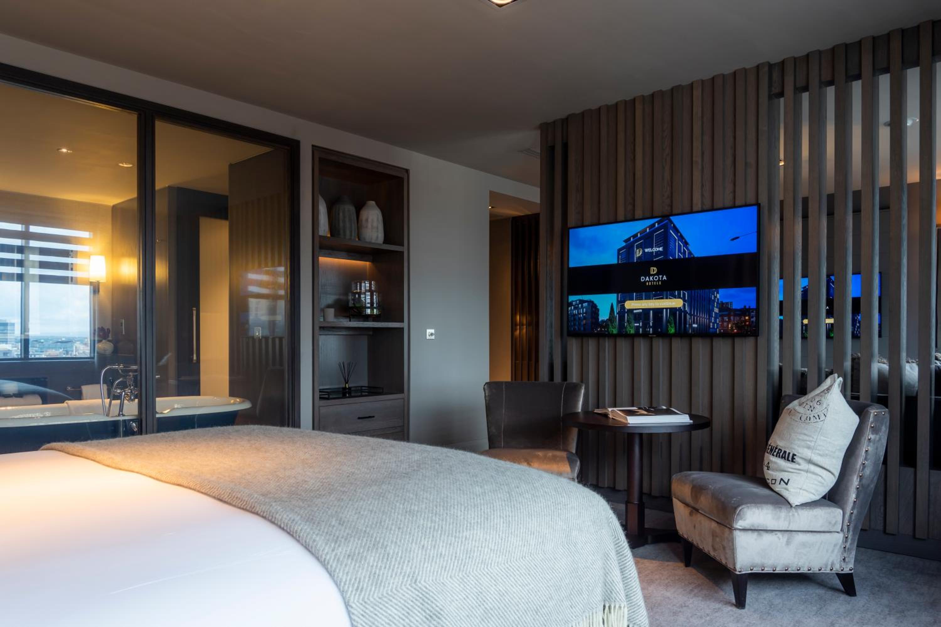 Deluxe Suite photo 3
