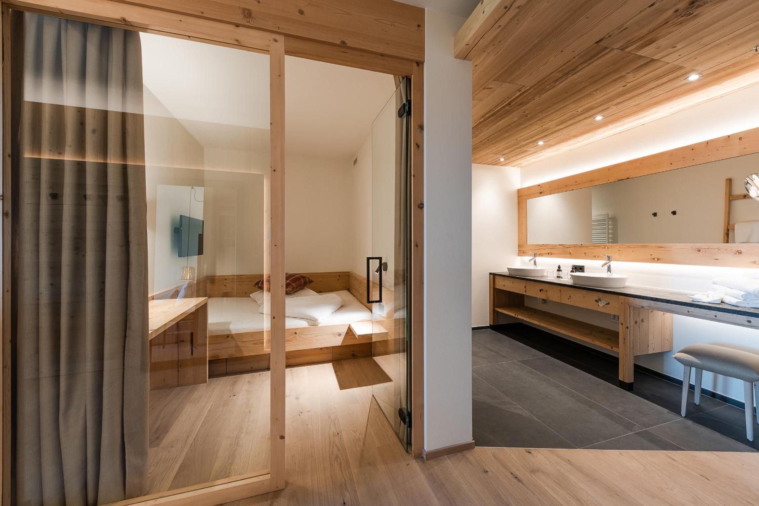 Junior Suite with Terrace - Photo 5