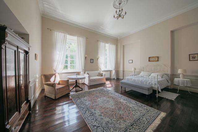 Double Room - Photo 11