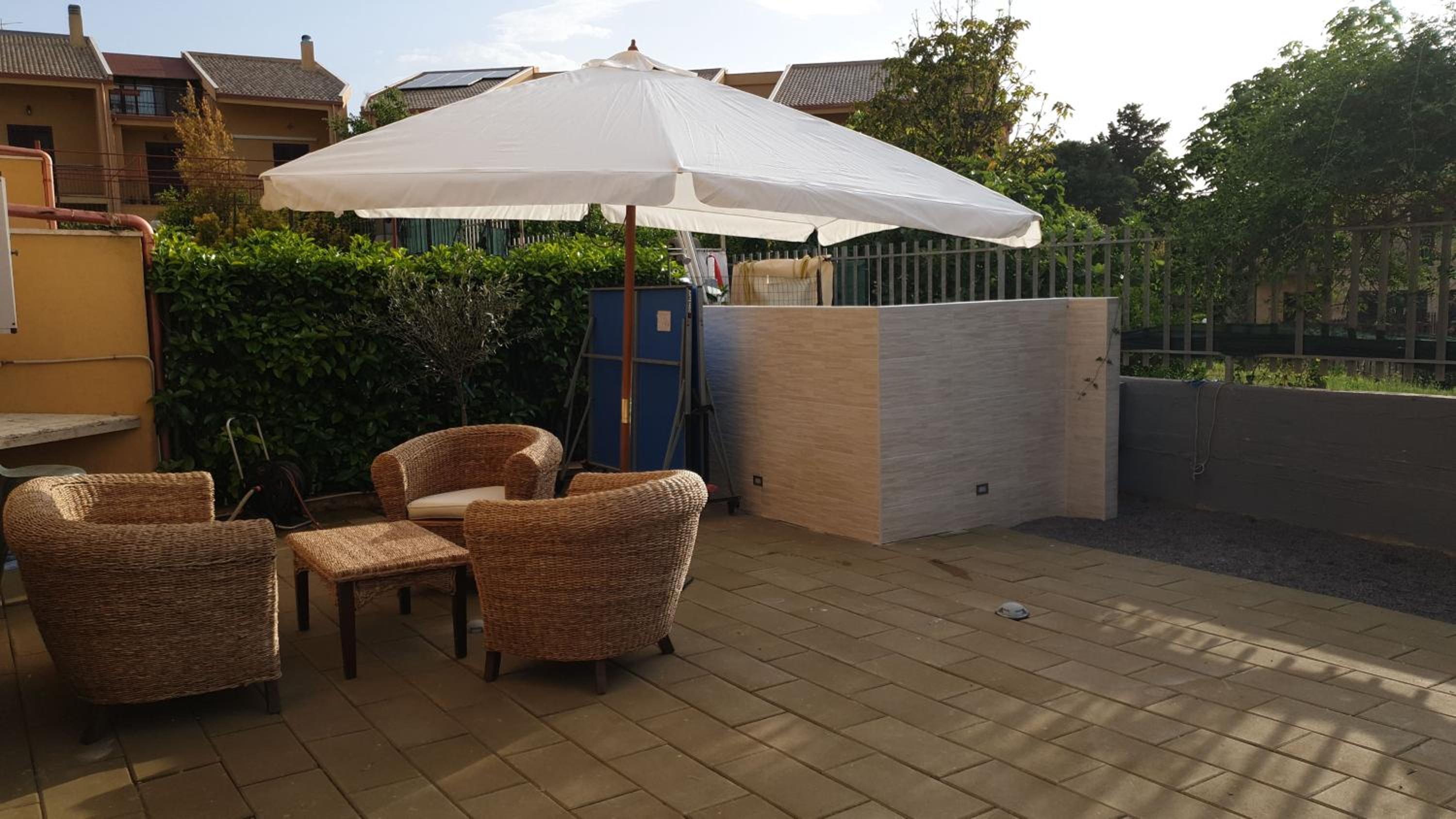 Deluxe Double Room with Balcony - Photo 35