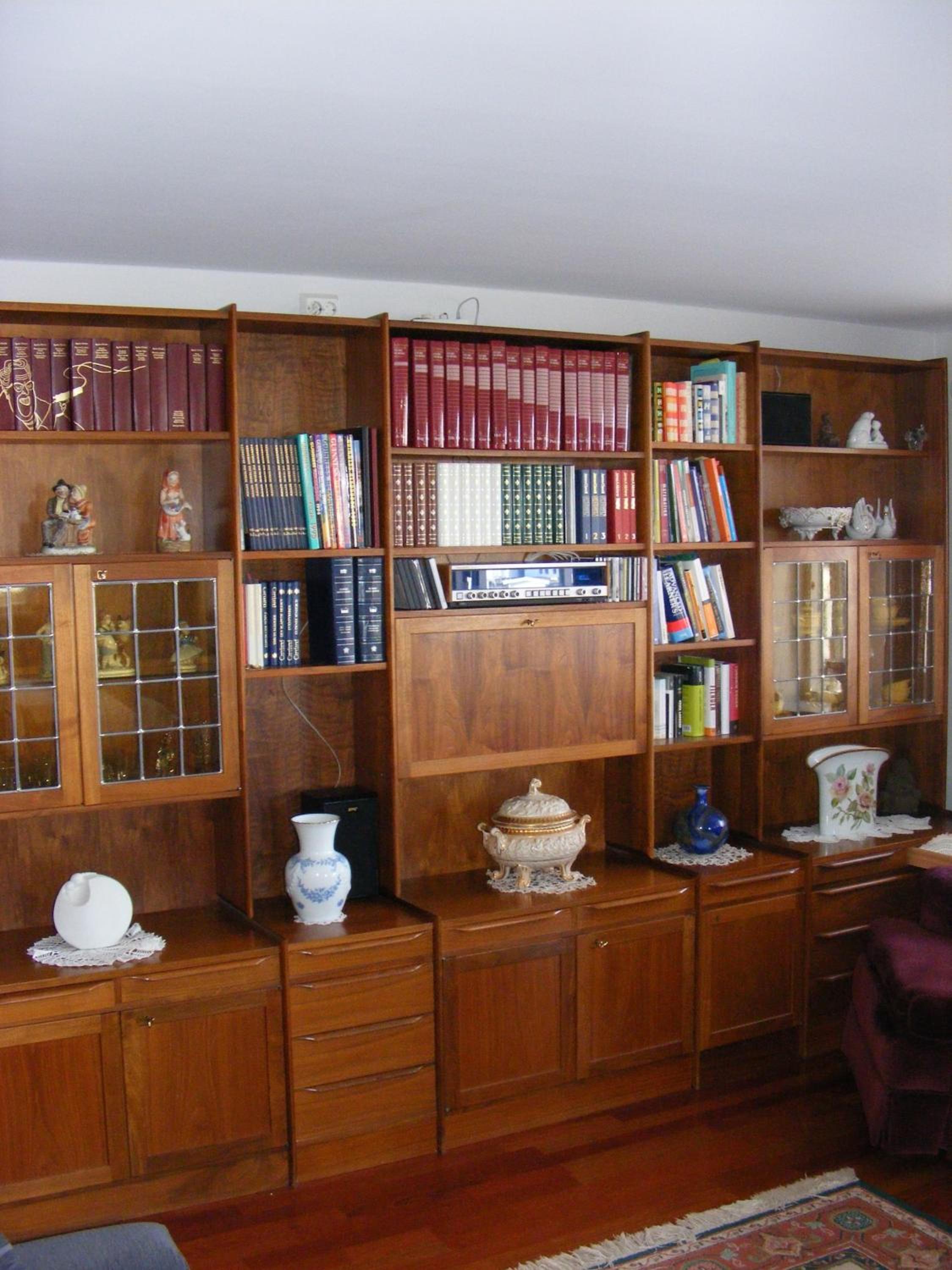 Apartment with Sea View - Photo 10