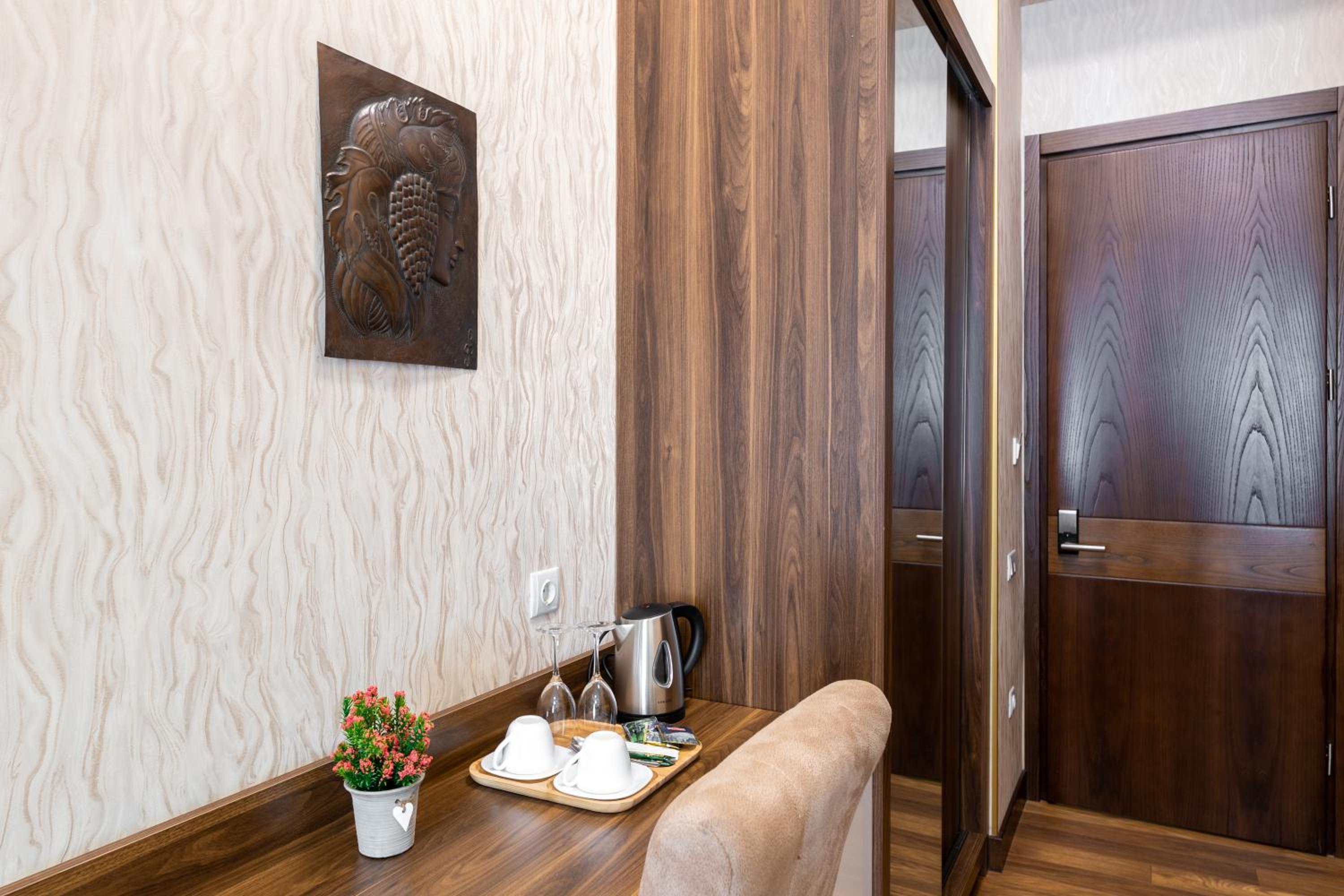 Superior Double or Twin Room photo 3