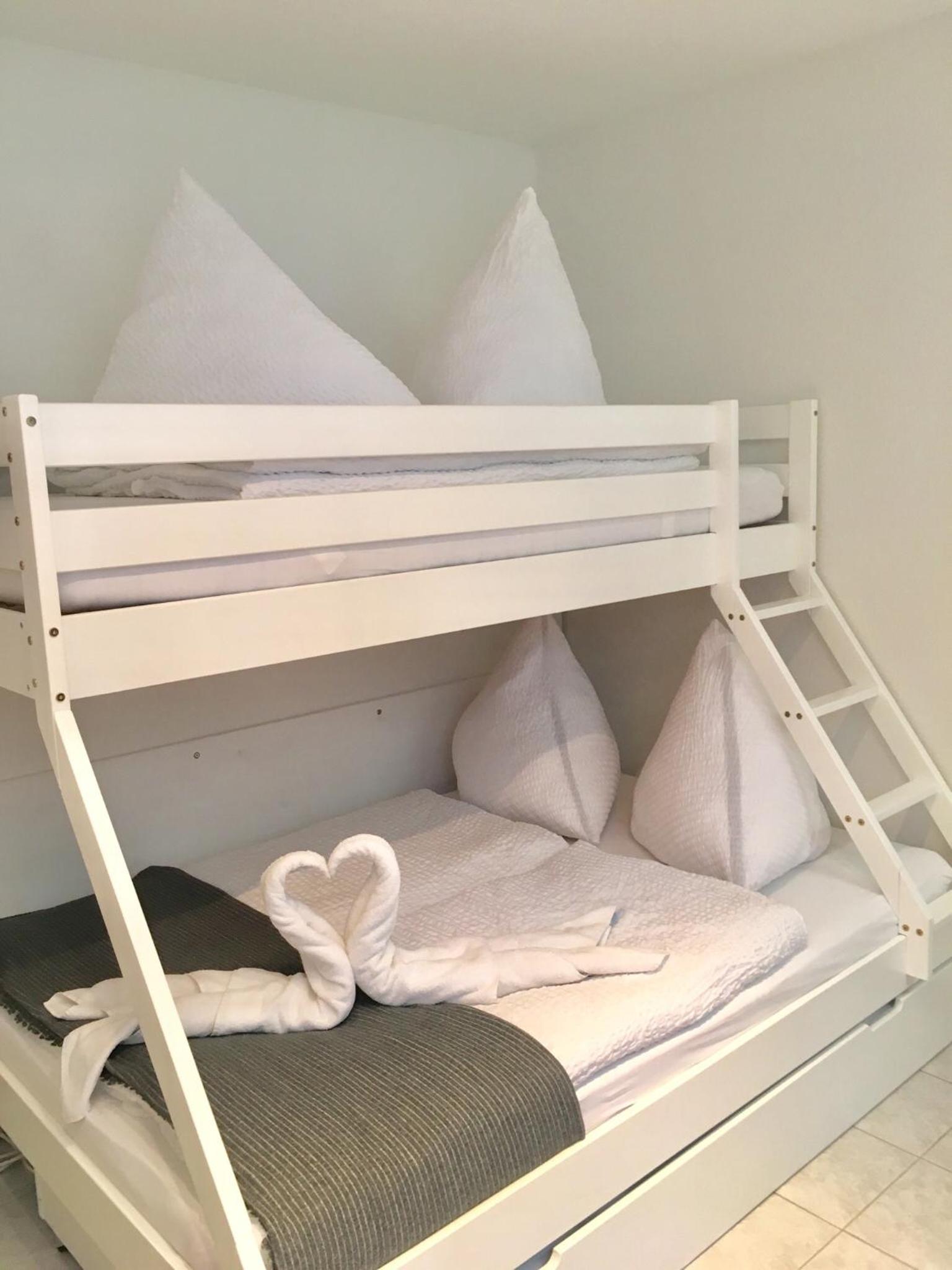 One-Bedroom Apartment - Photo 10