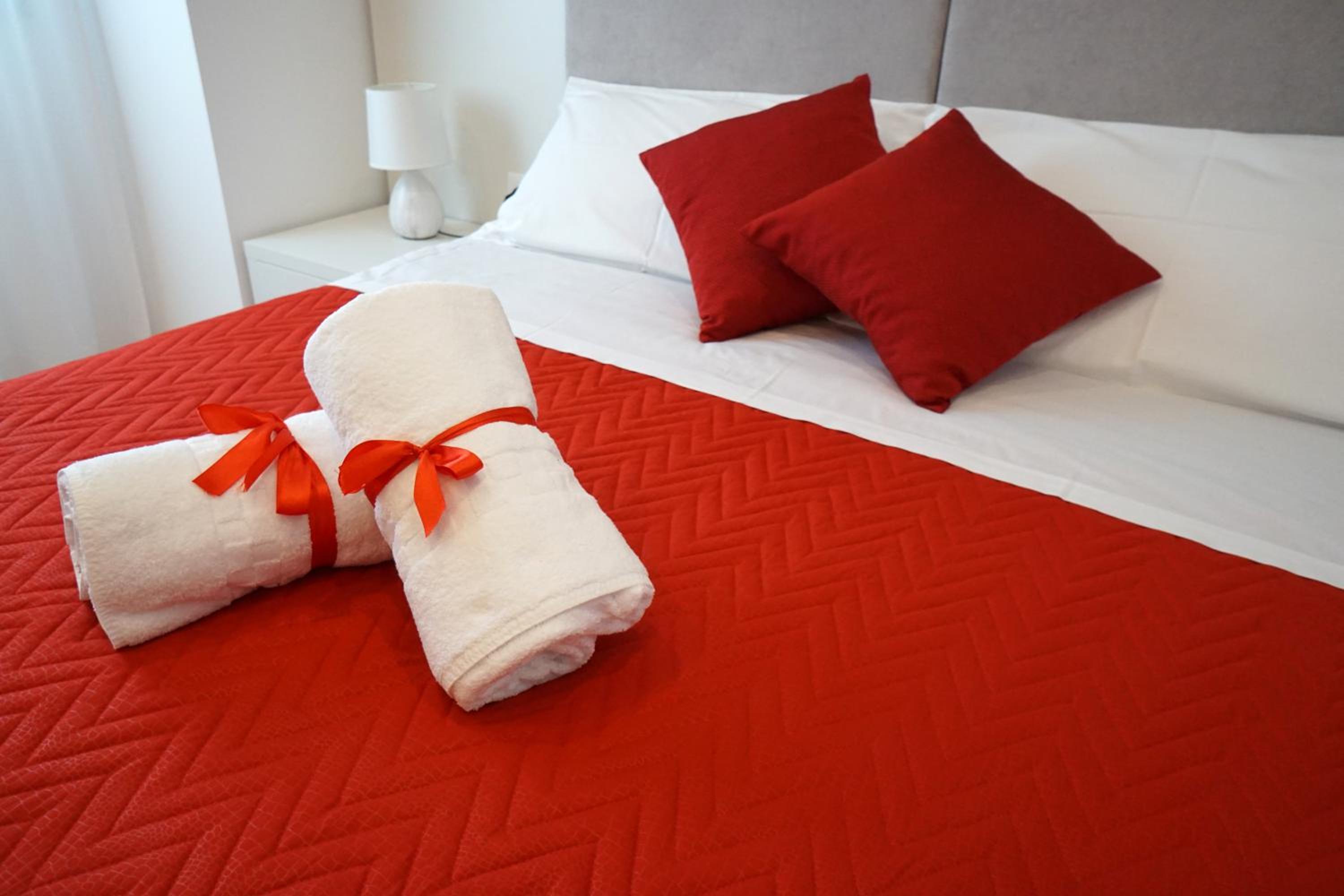 Deluxe Quadruple Room - Photo 1