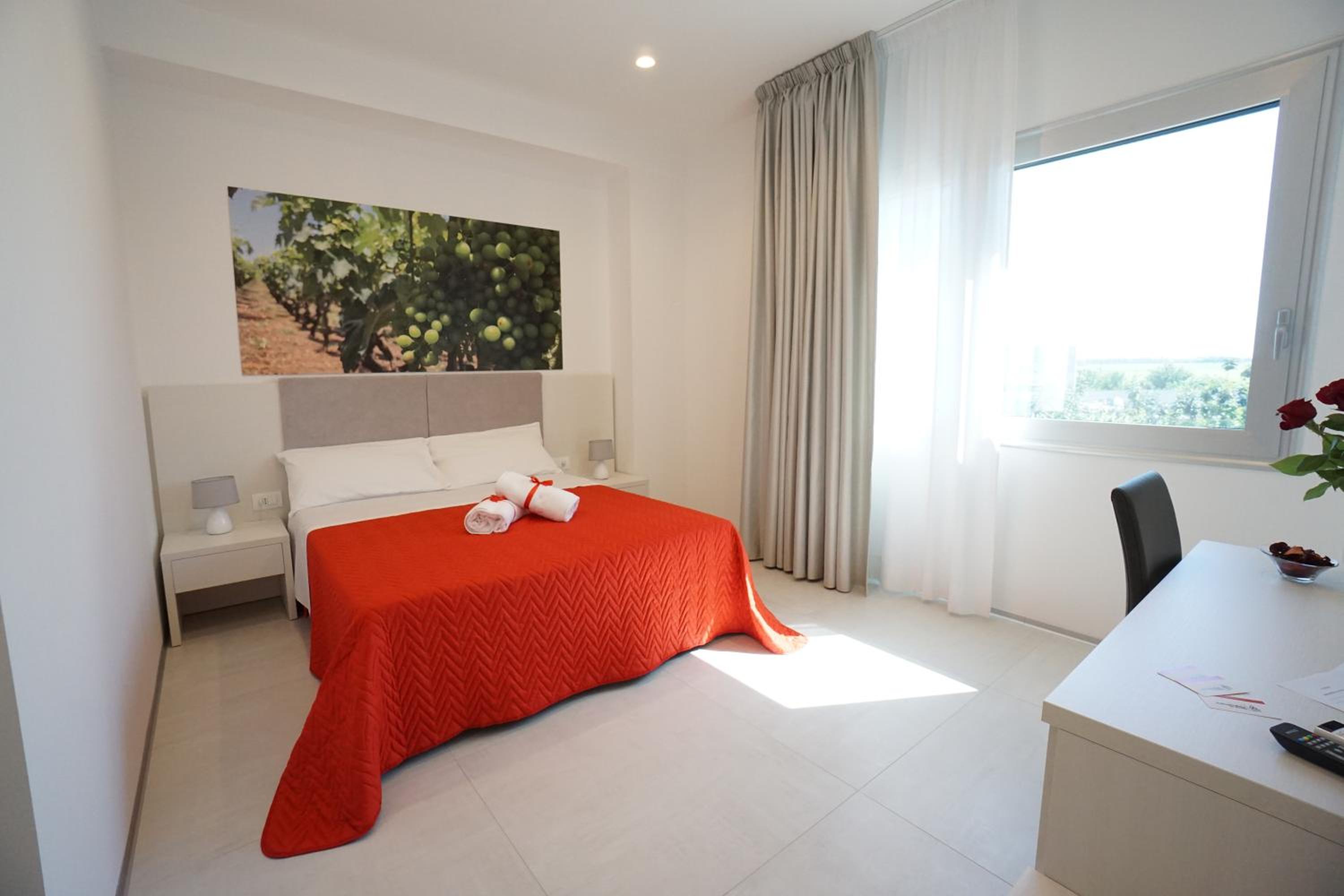 Deluxe Triple Room - Photo 6
