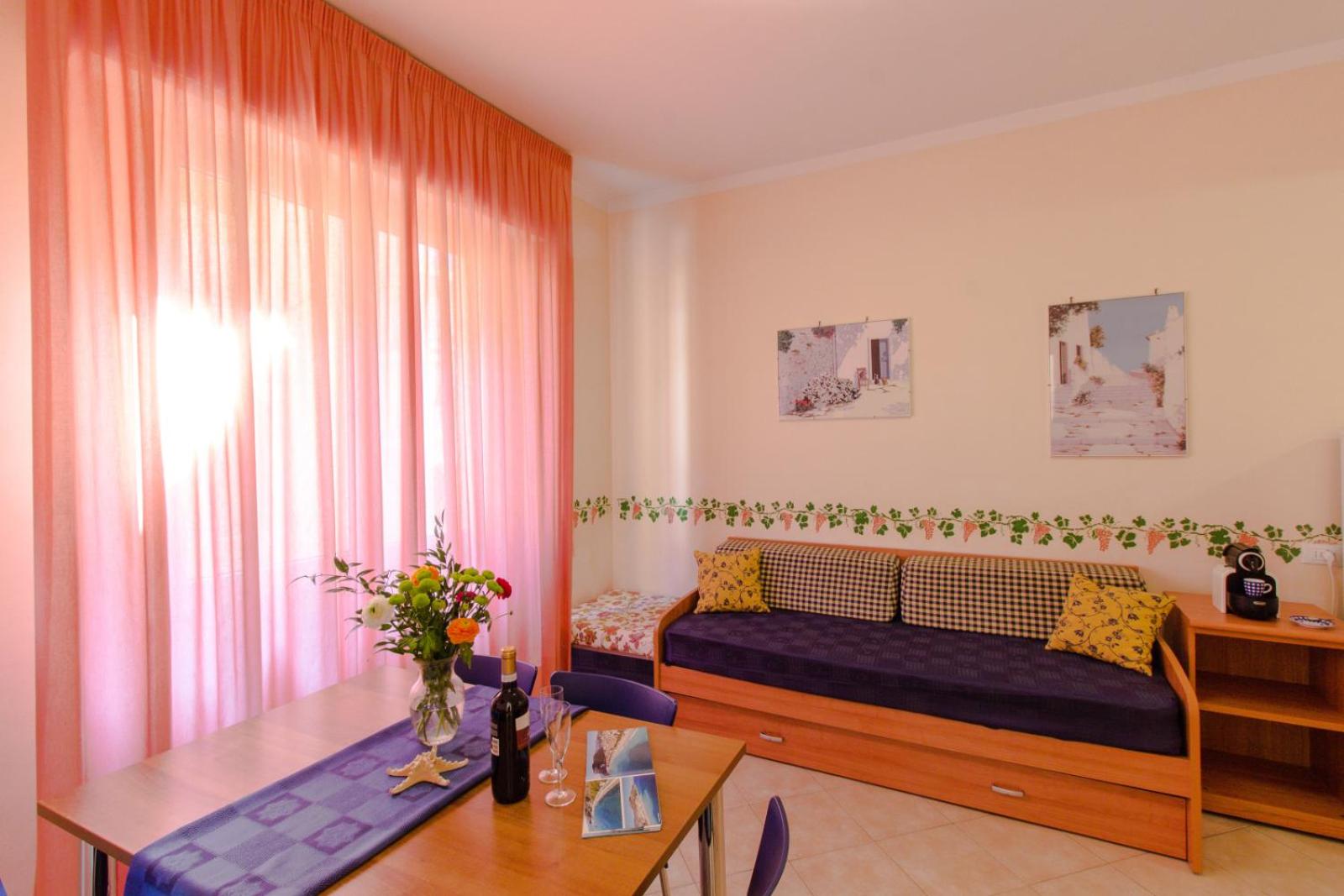 Superior One-Bedroom Apartment