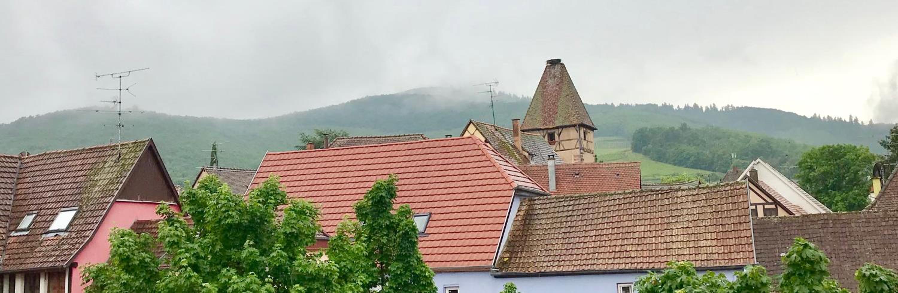 Apartment with Mountain View - Photo 12