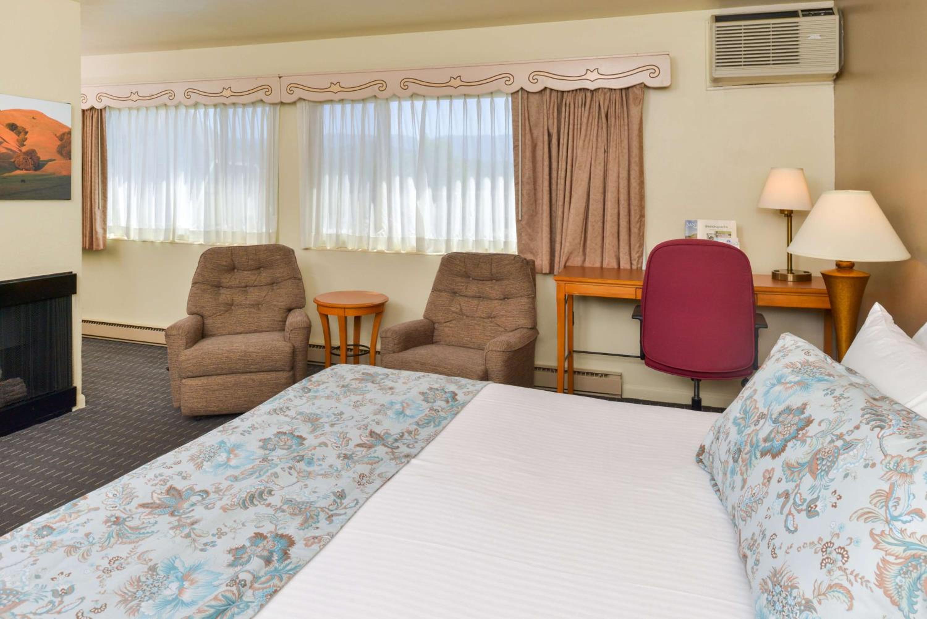 Superior King Room - Photo 2