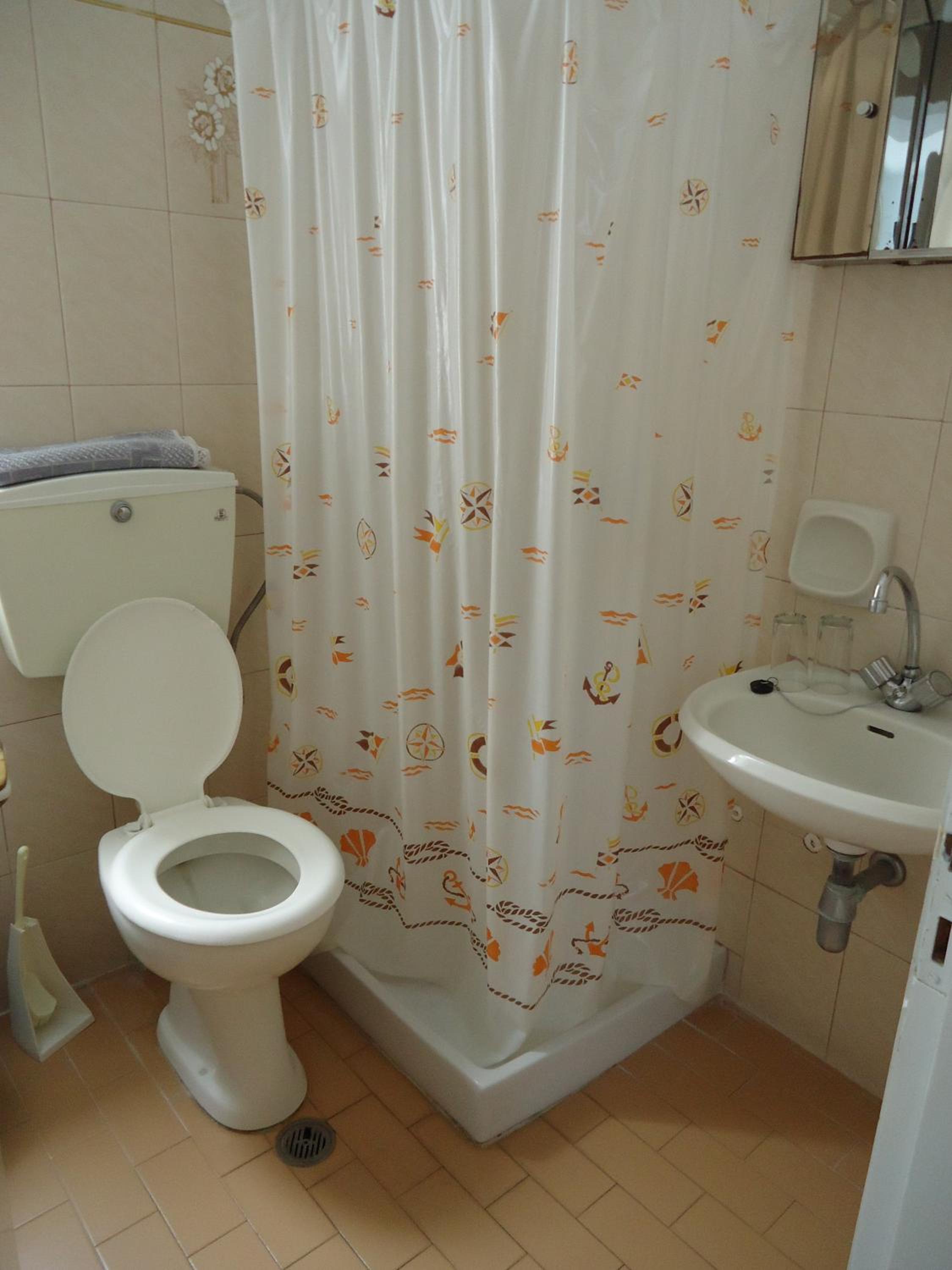 Double Room with Sea View - Photo 16