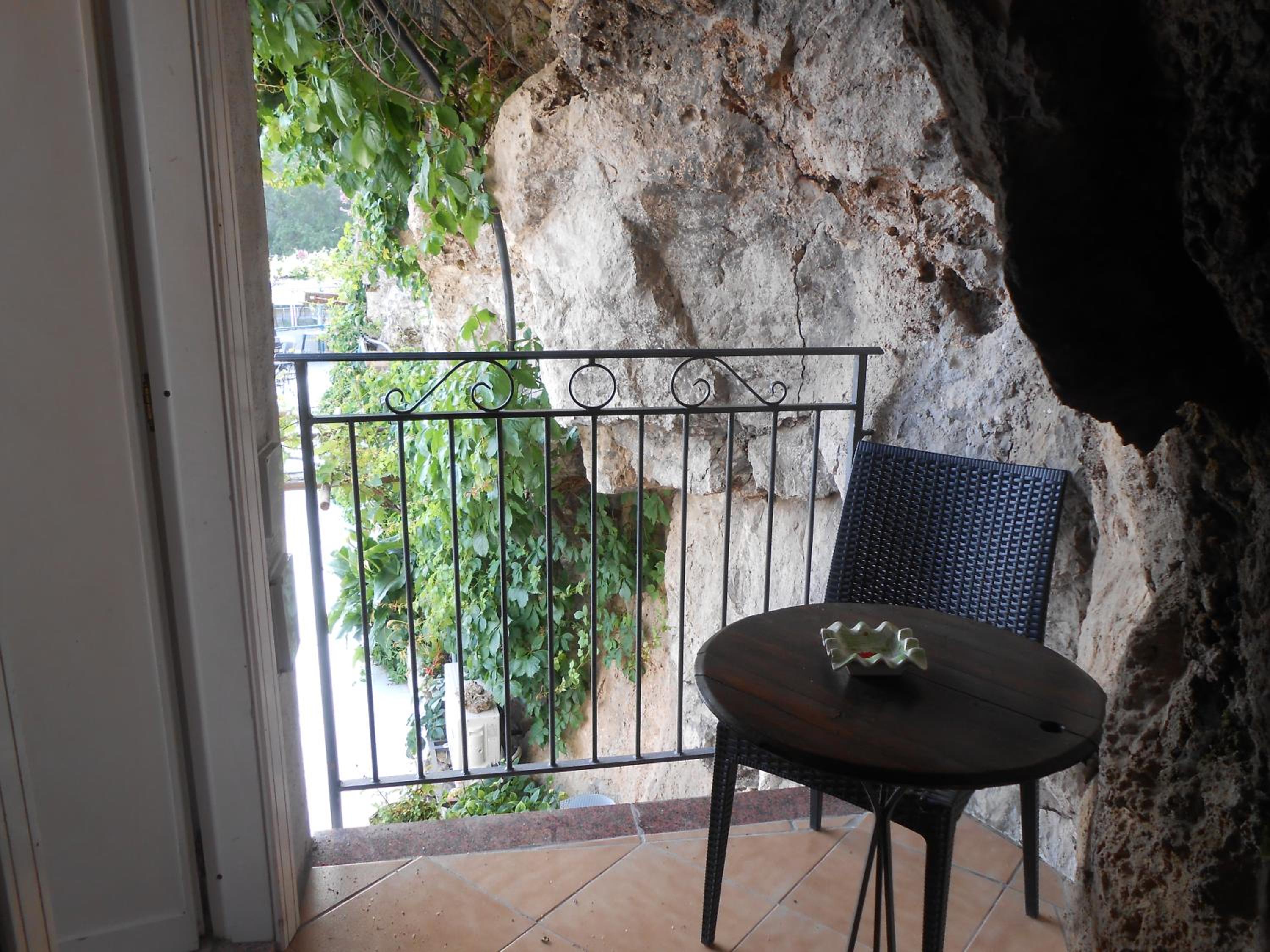 Superior Double Room - Photo 17