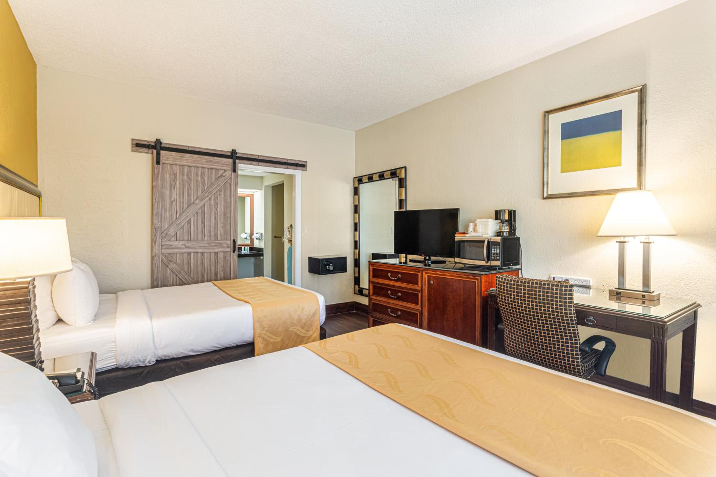 Queen Room With Two Queen Beds - Mobility Accessible/Non-Smoking photo 1