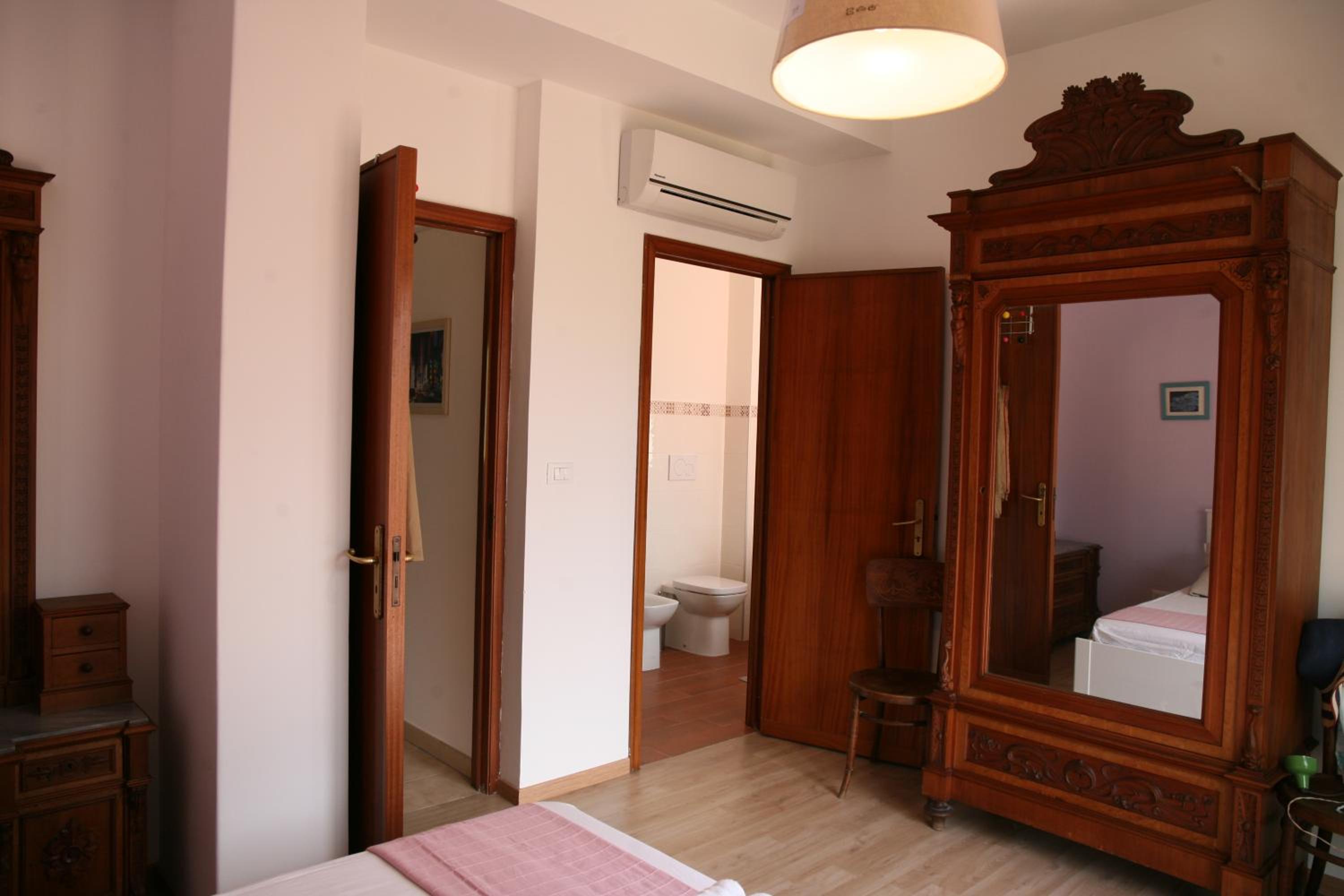 Deluxe Double Room with Sea View photo 2
