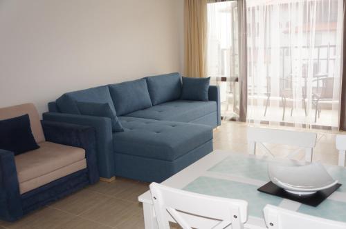 Deluxe Apartment photo 3