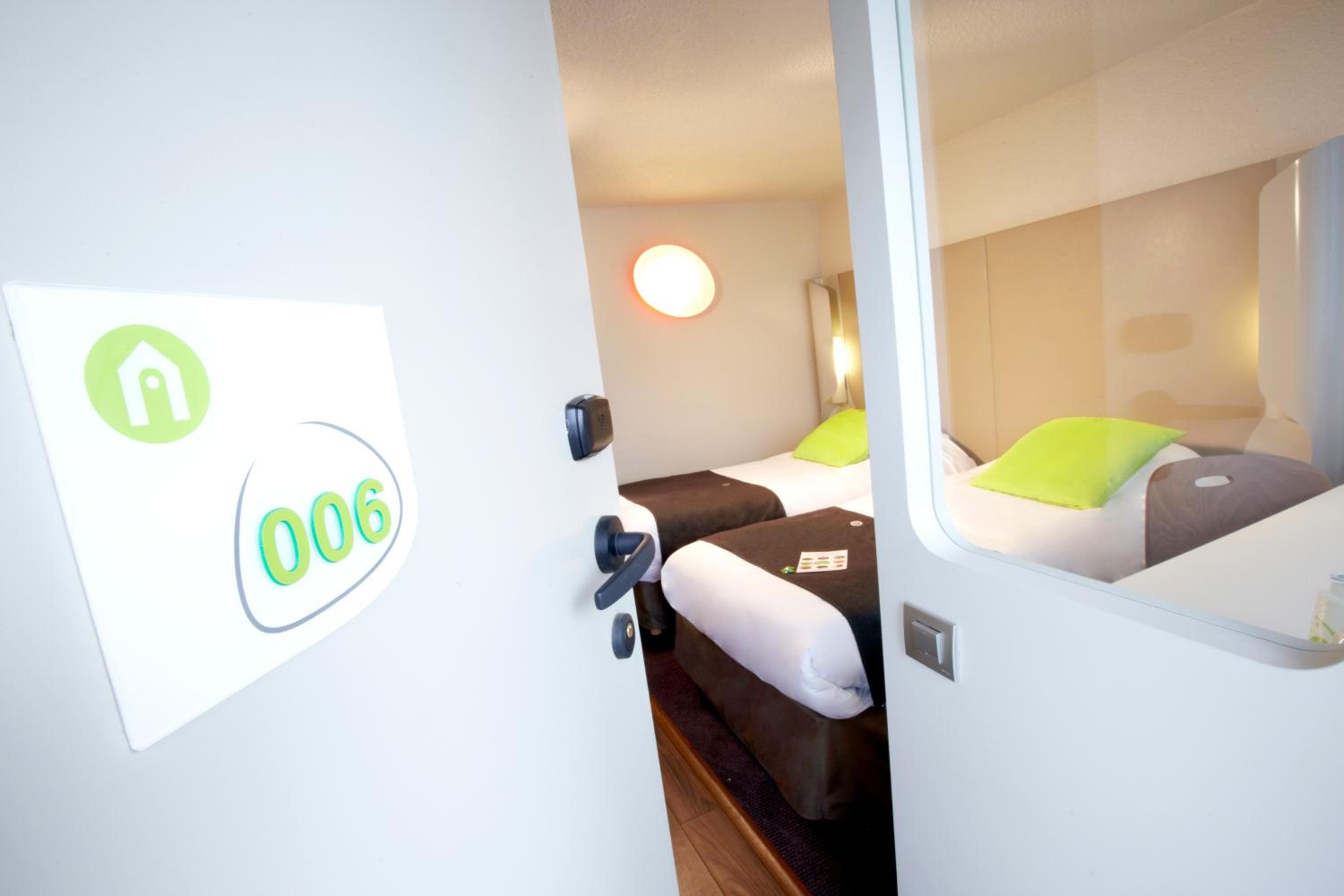 Standard Double Room - Photo 1