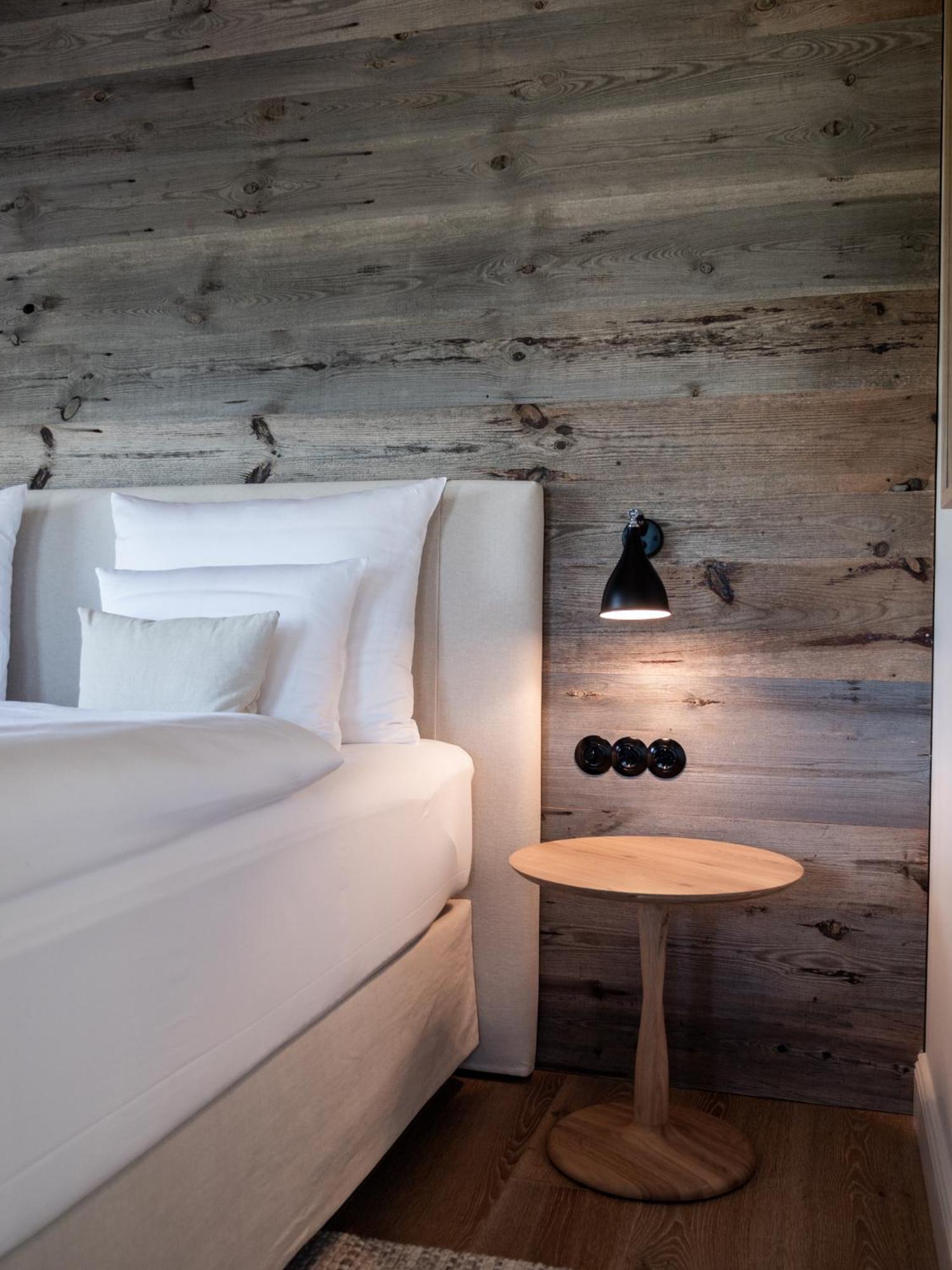 Junior Suite with Mountain View photo 1