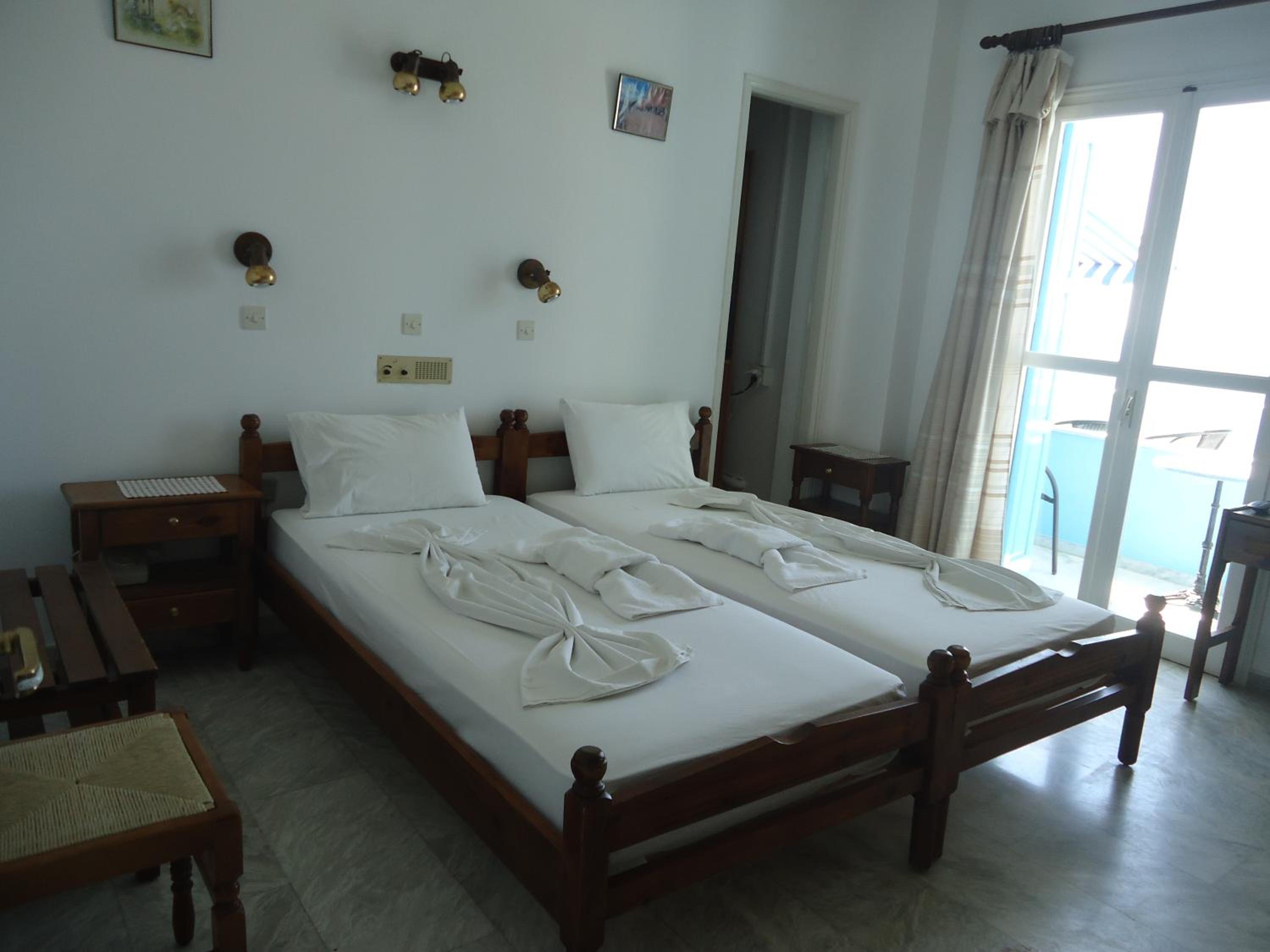 Double Room with Sea View - Photo 14