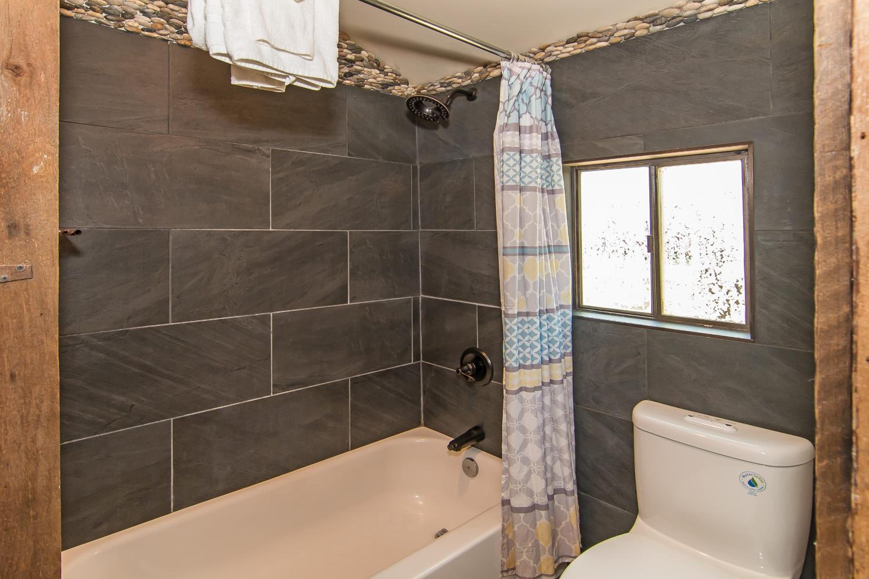 One Bedroom King Suite #10 - Photo 9