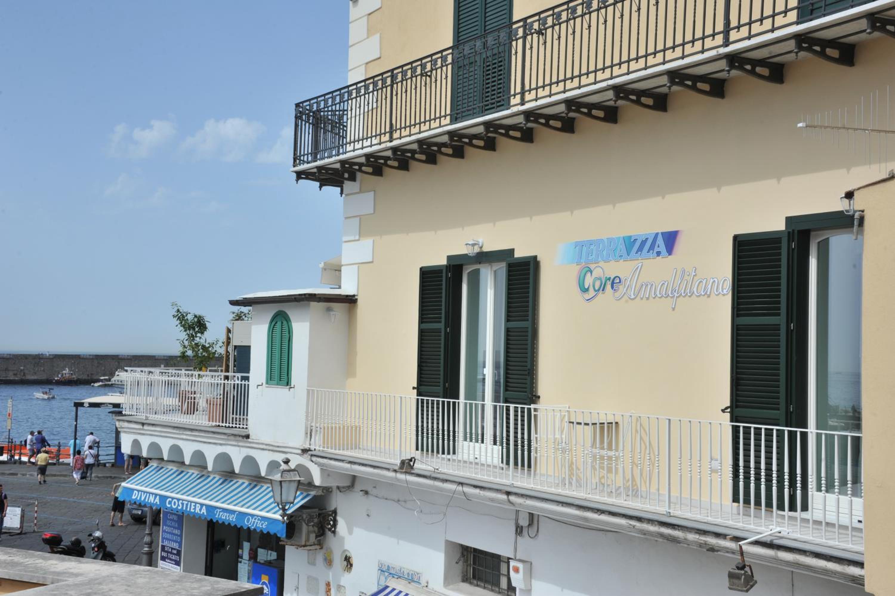 King Suite with Sea View - Photo 28