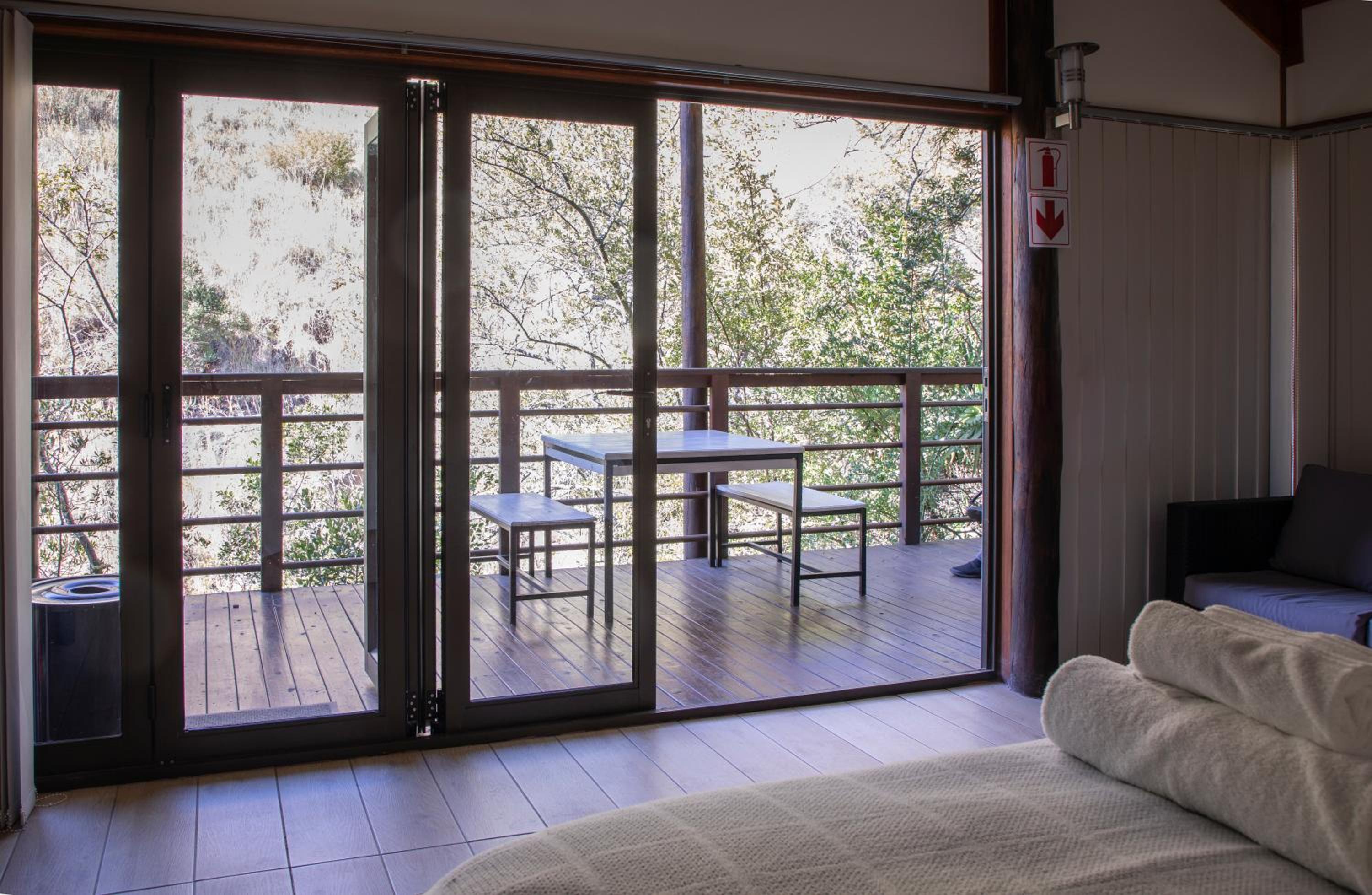 Bungalow - Photo 2