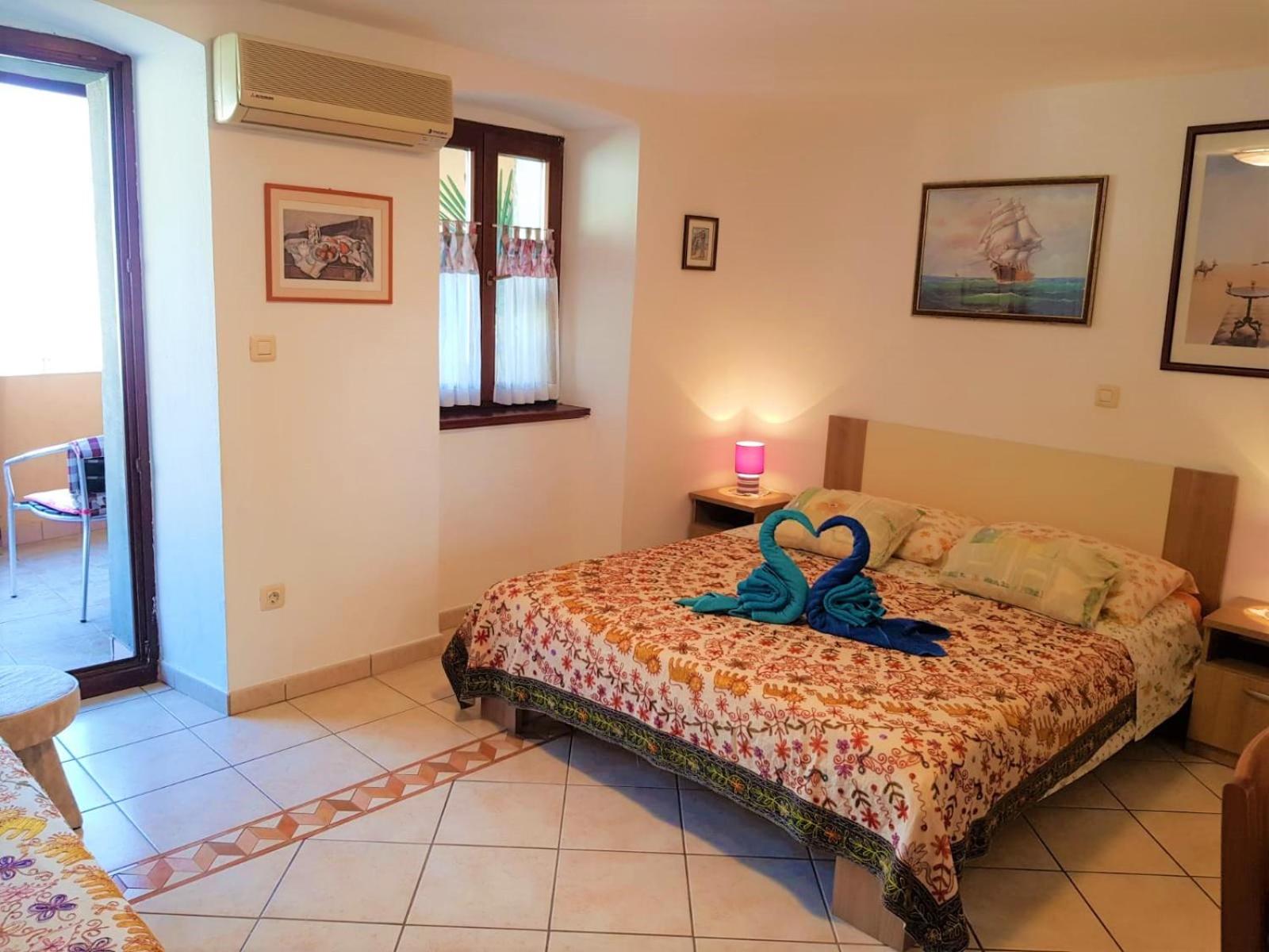 Apartment with Sea View - Photo 17