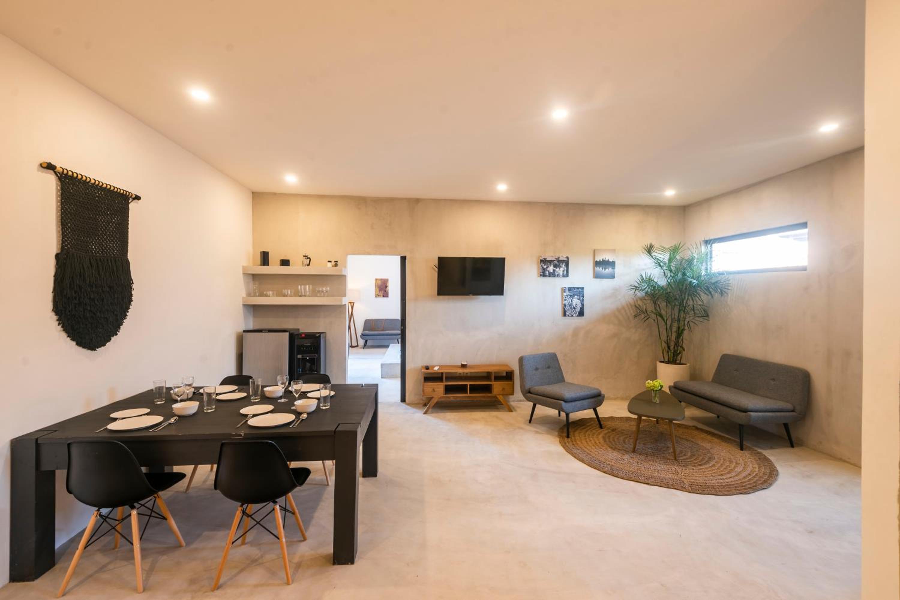 Family Studio - Photo 7