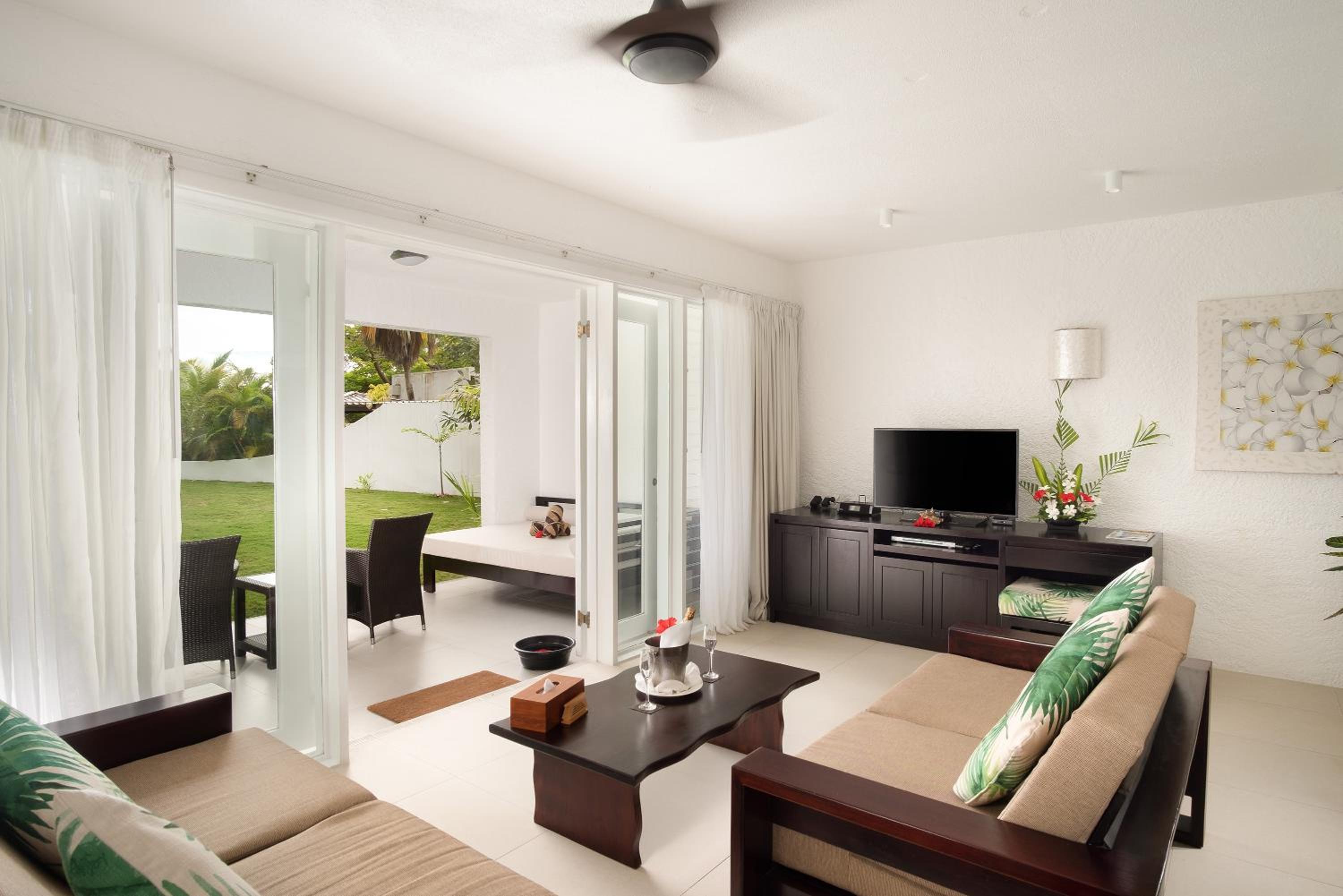 Deluxe Suite - Photo 5