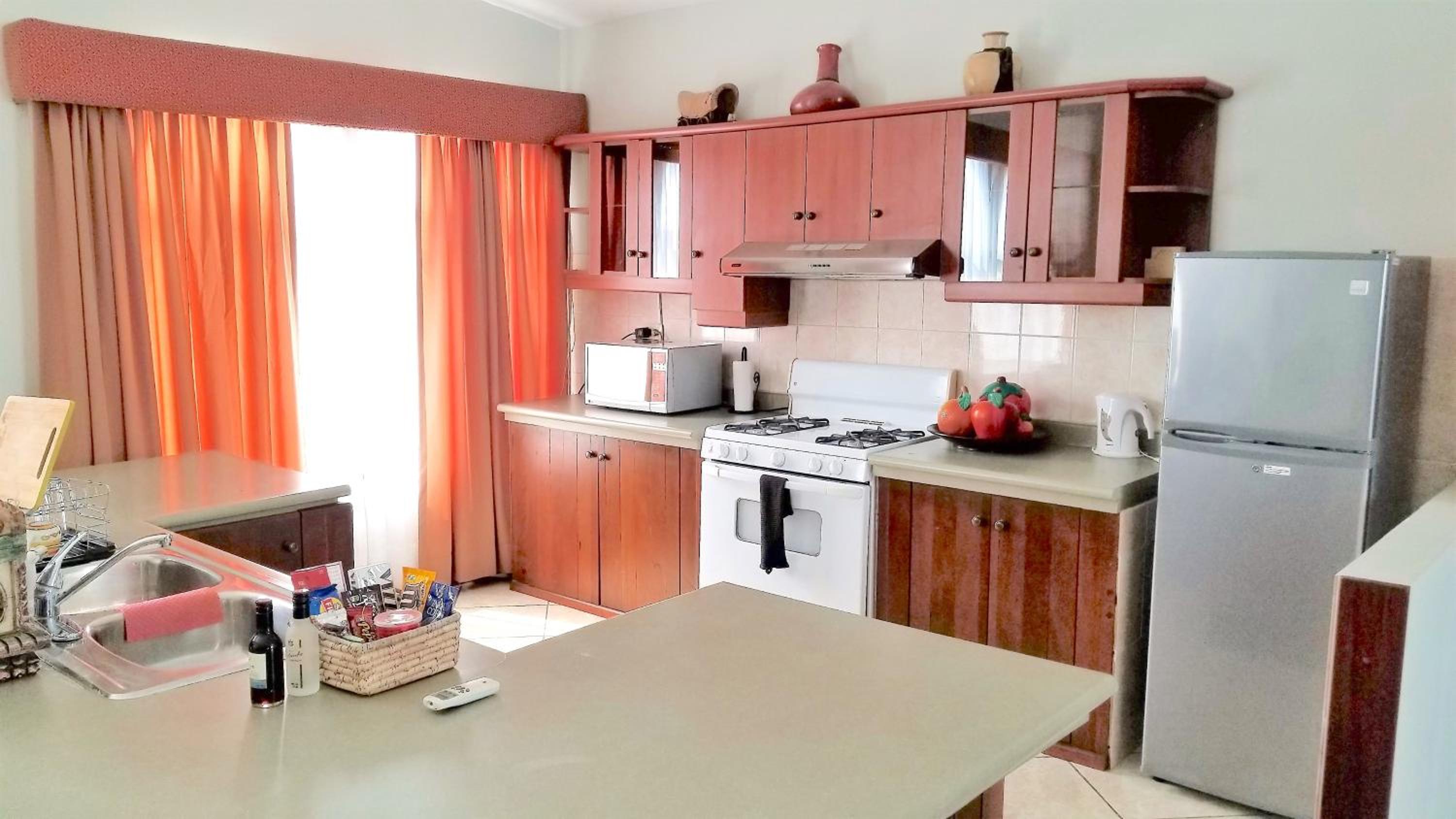 Deluxe Suite - Photo 8
