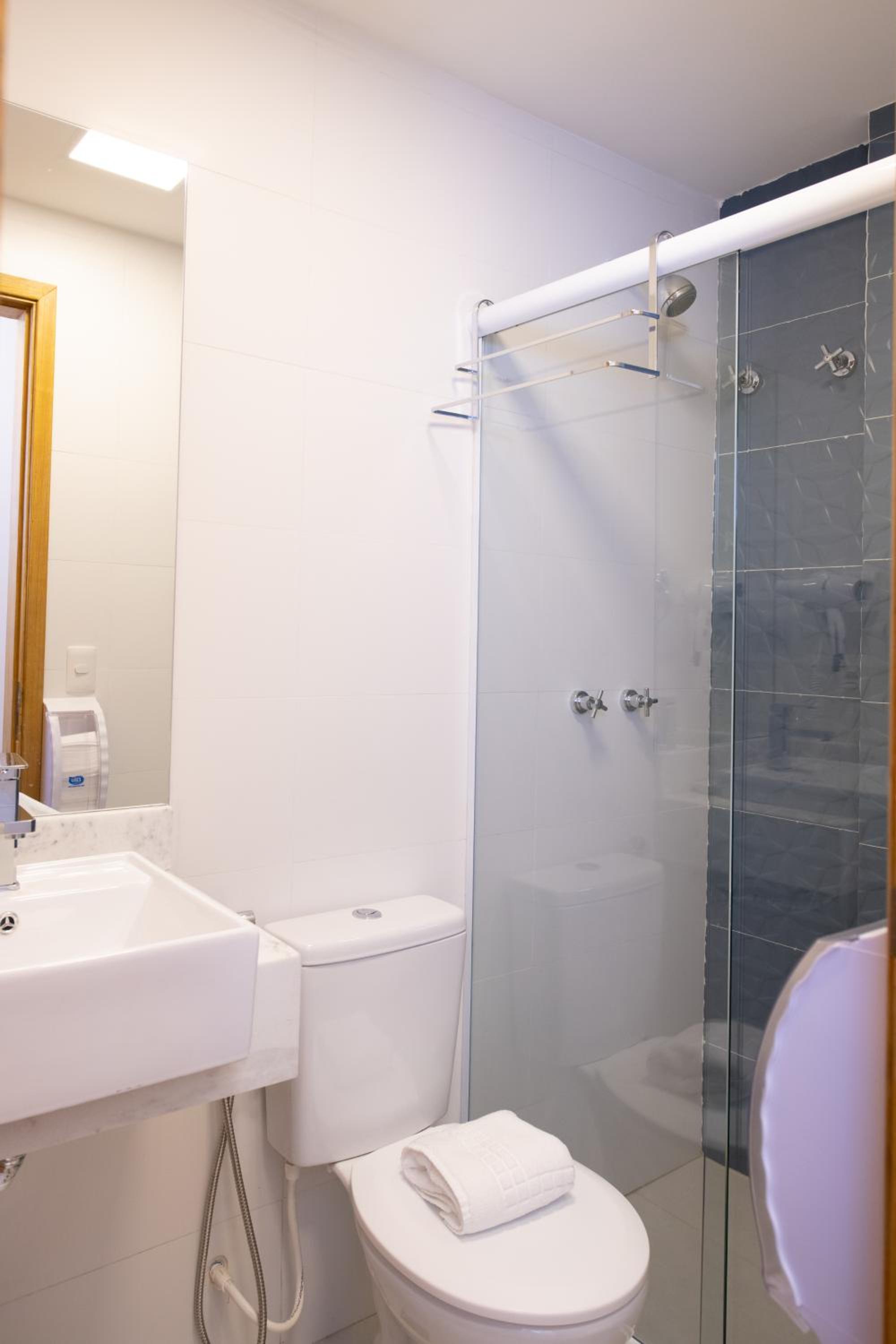 Standard Double Room - Photo 10