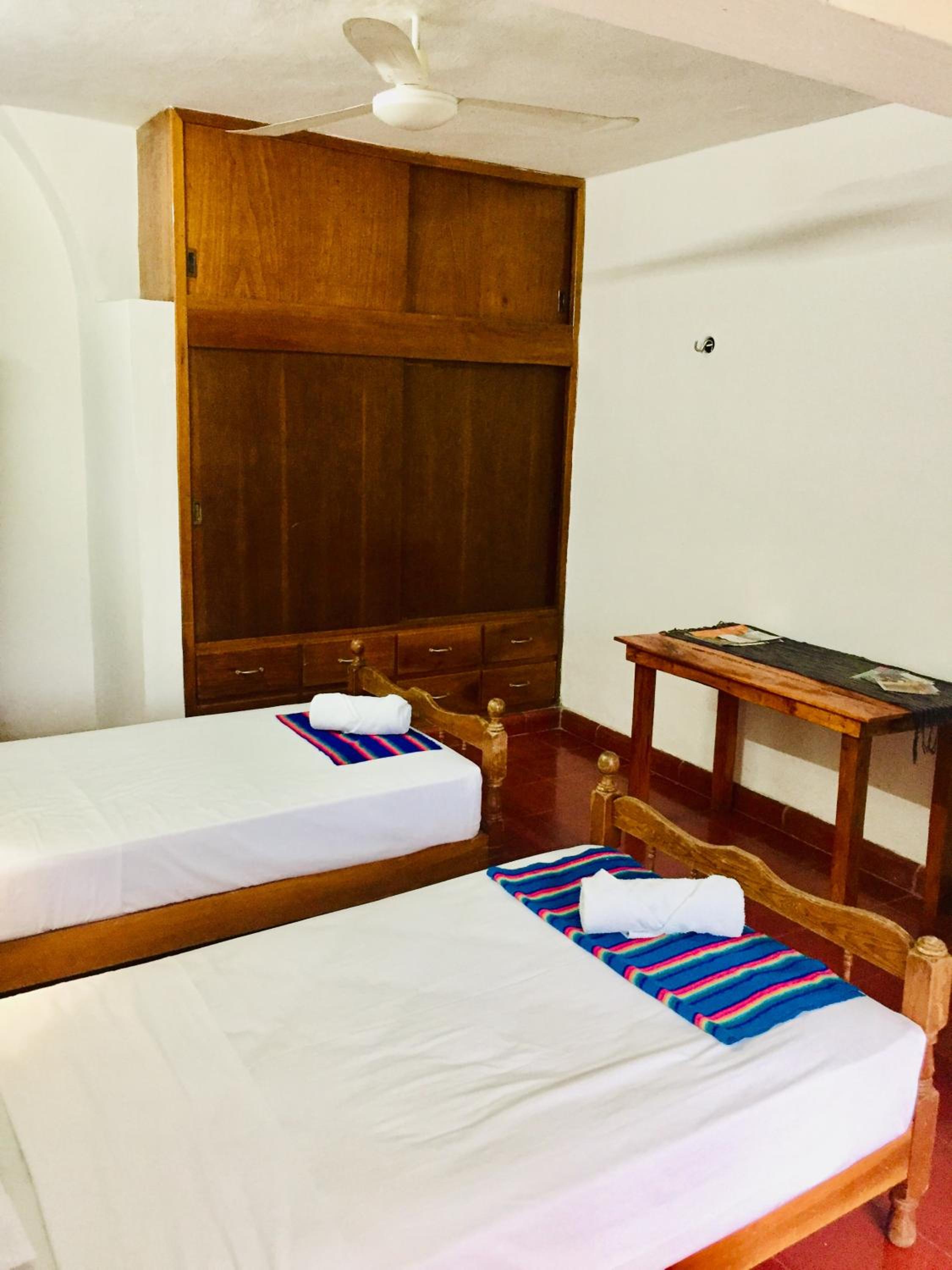 Double Room with Private Bathroom - Photo 1
