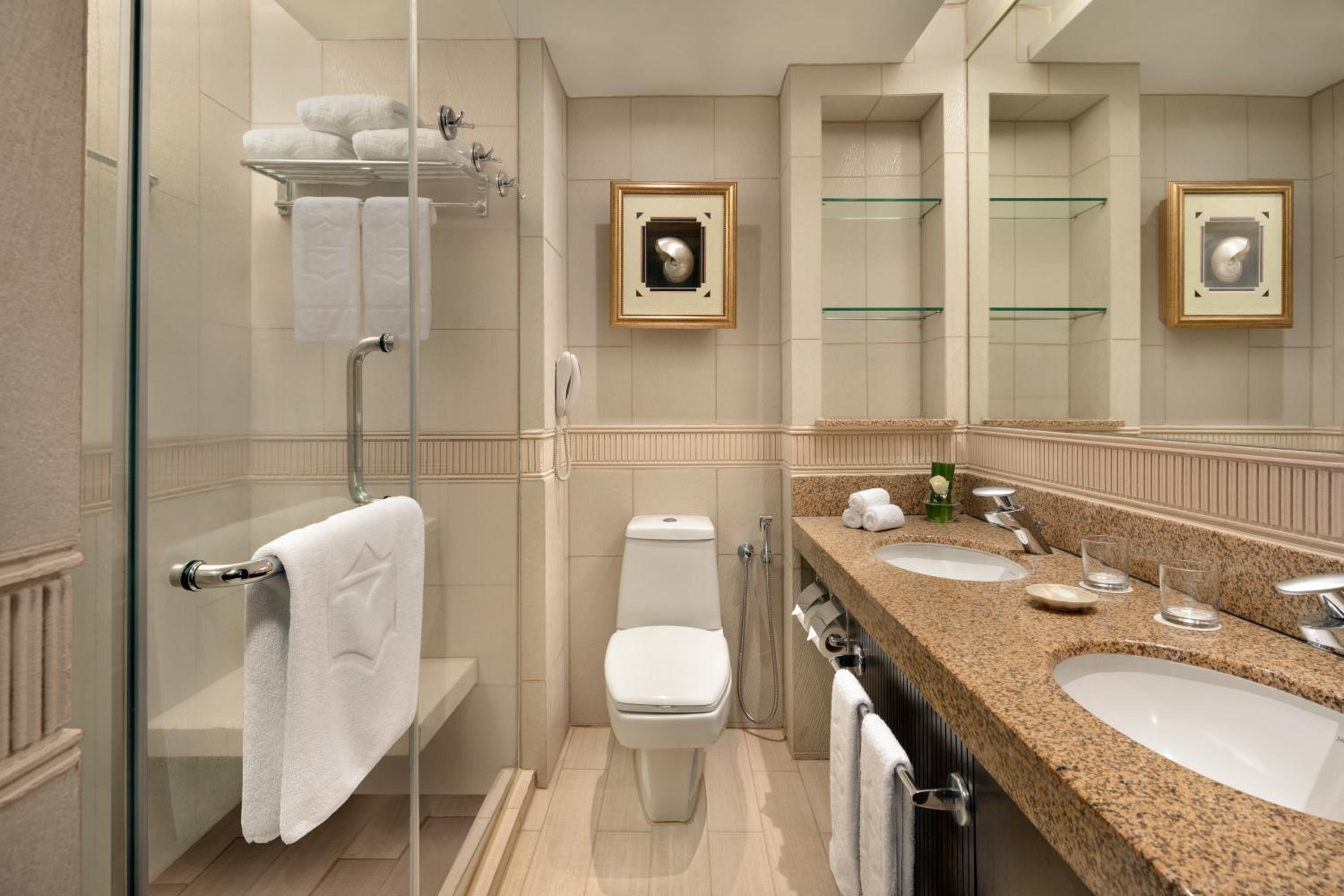 Deluxe Twin Room - Photo 9