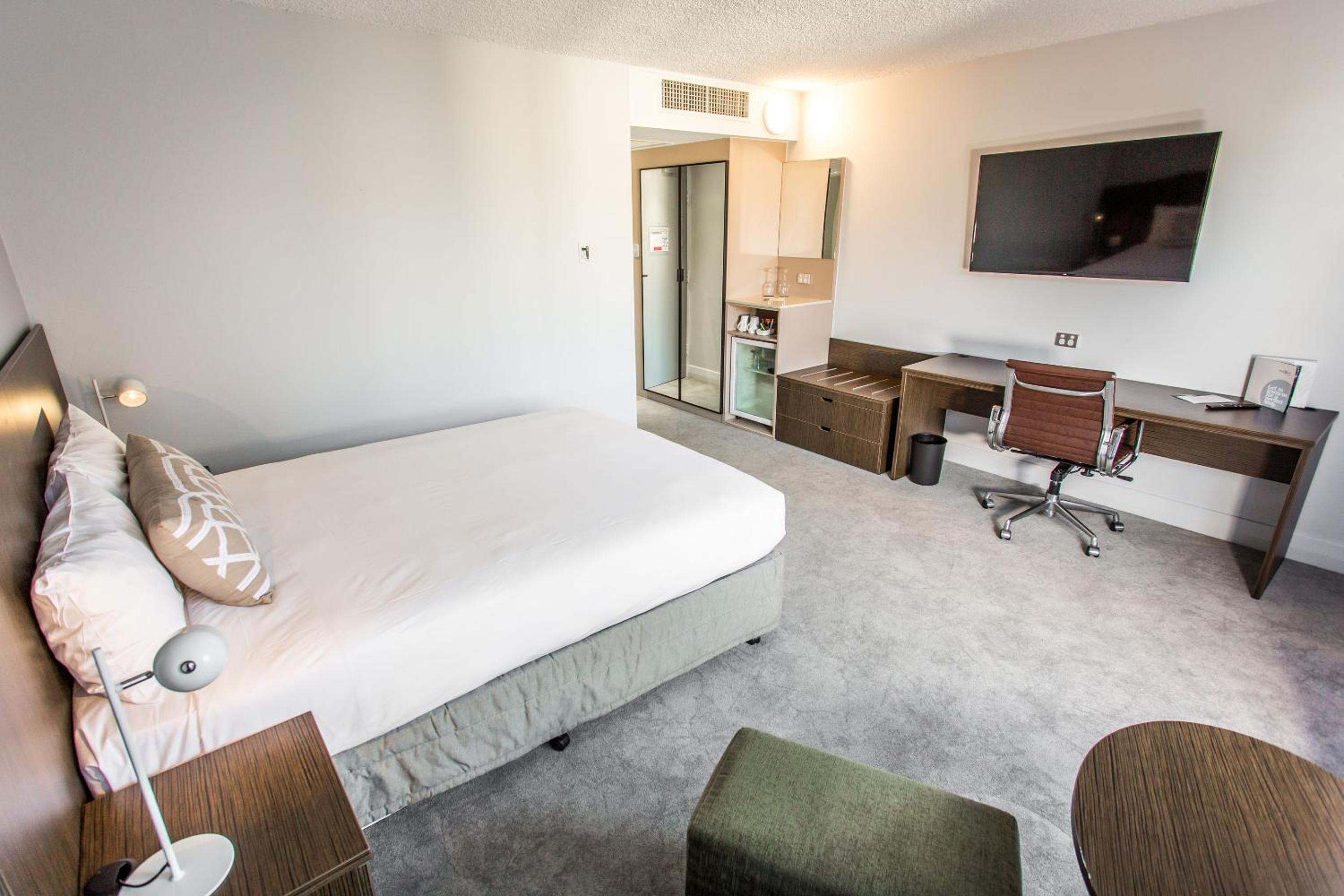 Superior Balcony Room - Photo 3