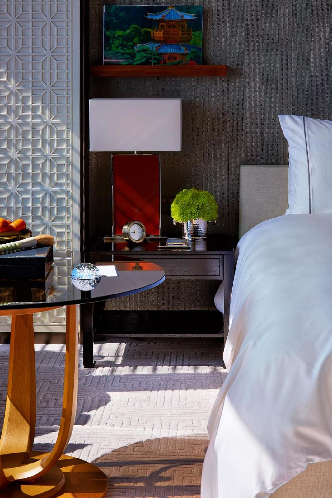 Twin Room with Kowloon Peak View
