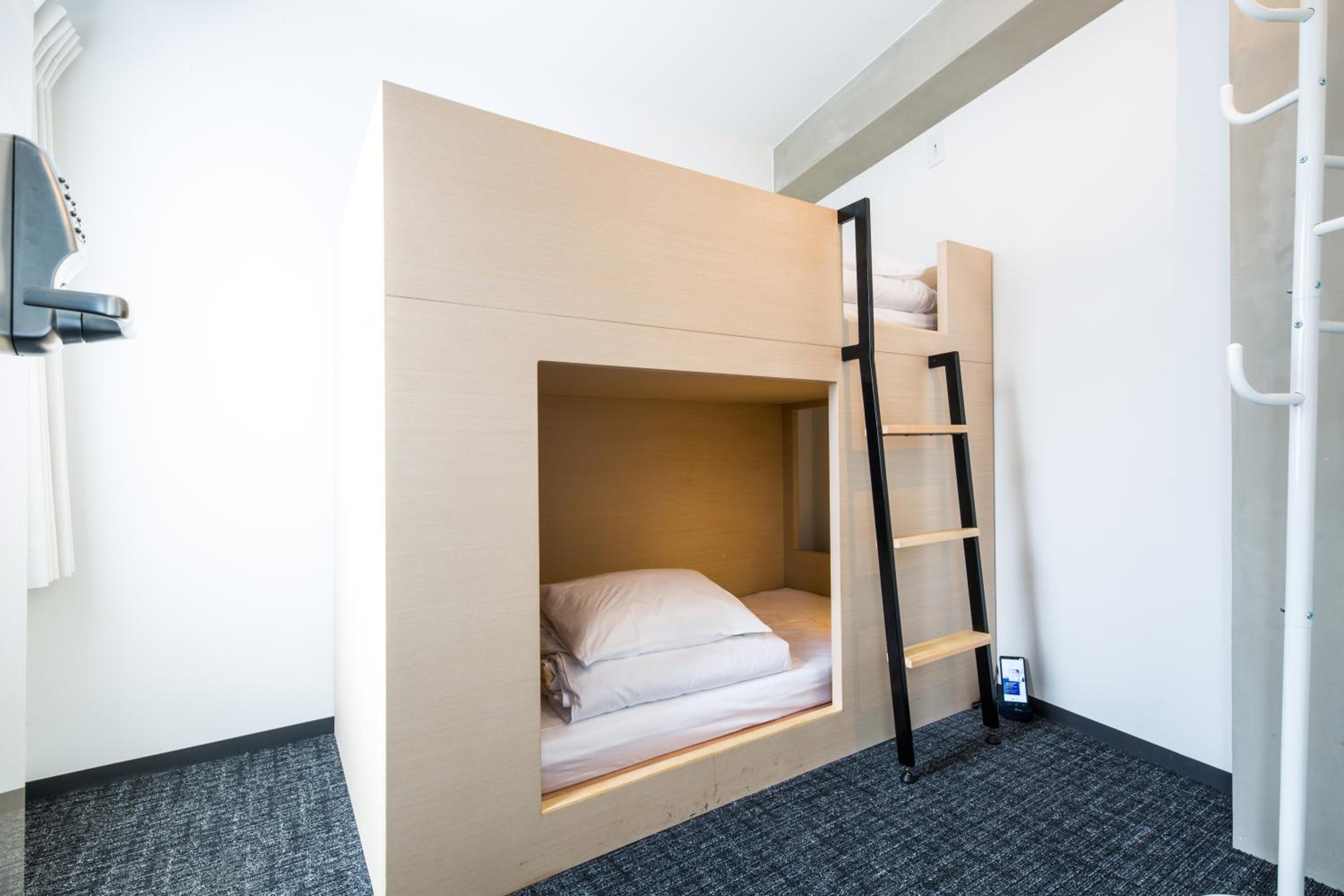 Private Bunk Bed Room (Female Only)