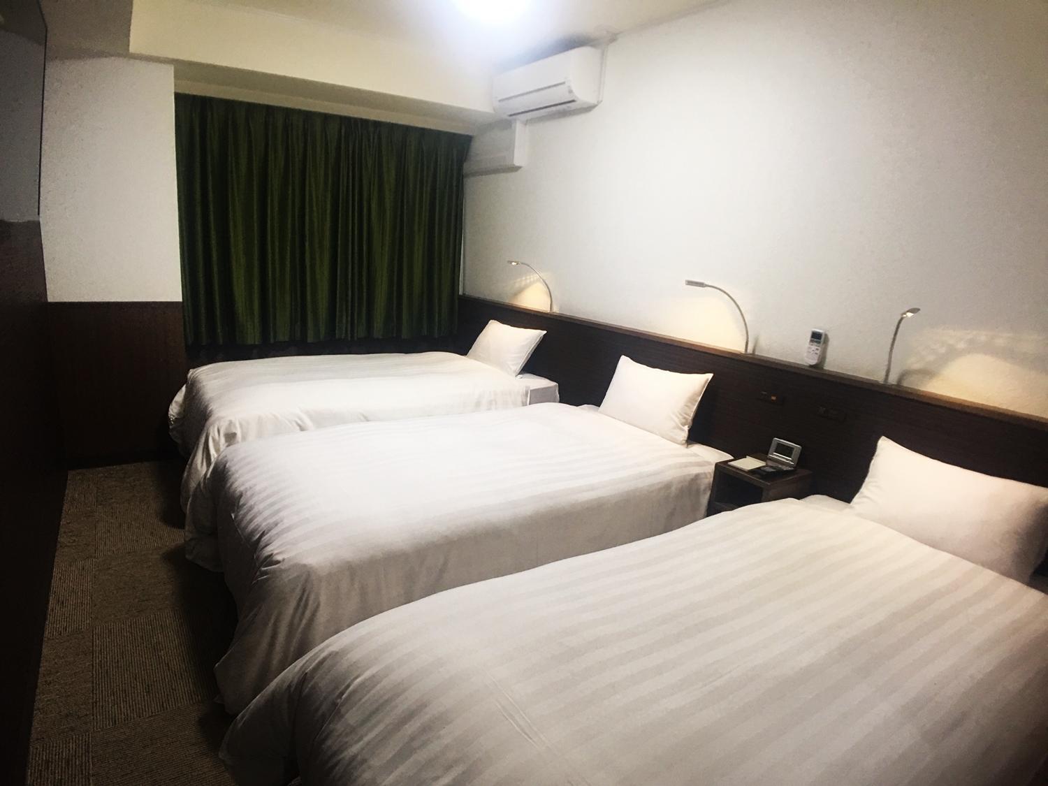 Triple Room - Non Smoking photo 2