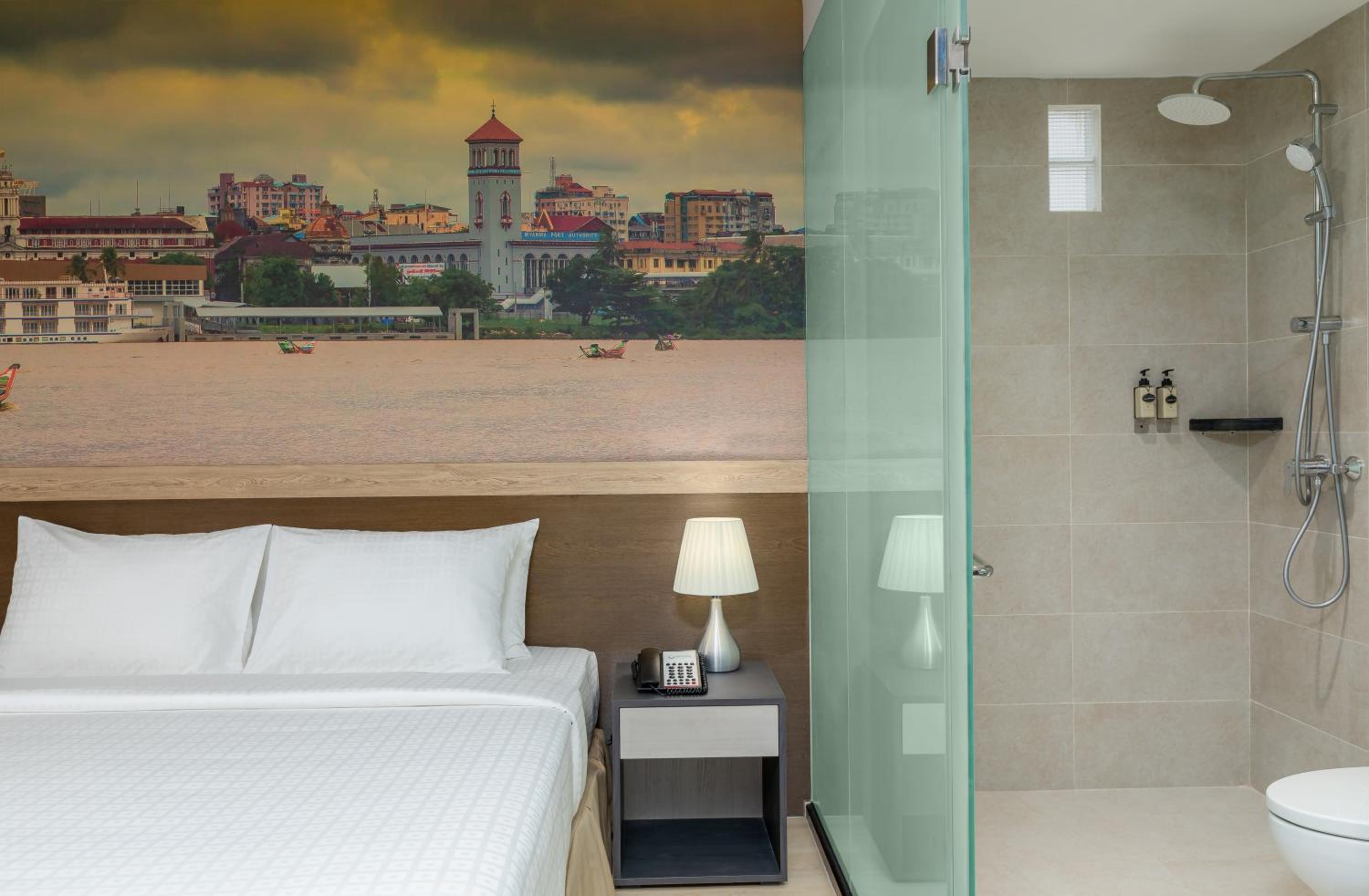 Deluxe Double Or Twin Room With River View photo 3