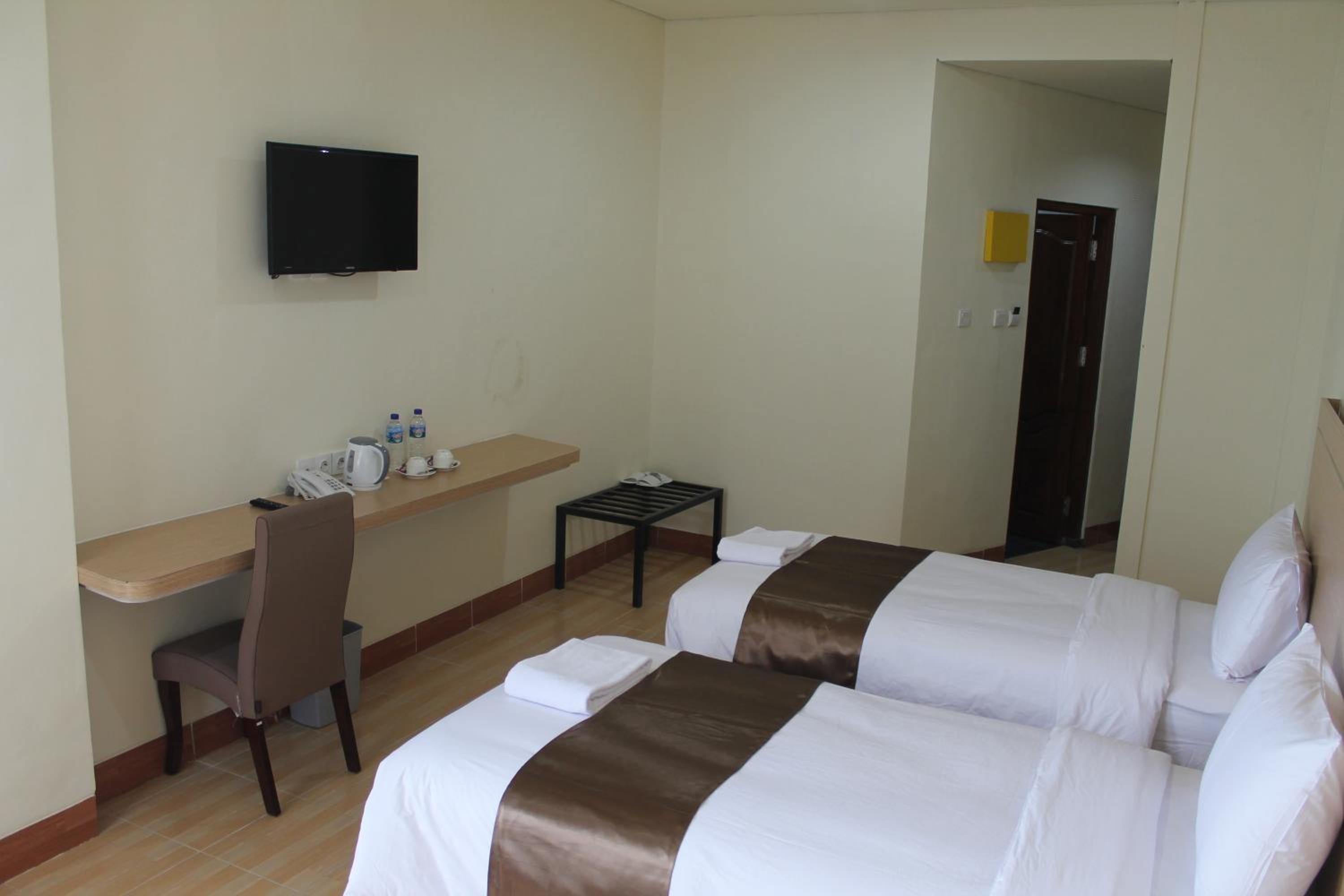 Superior Twin Room