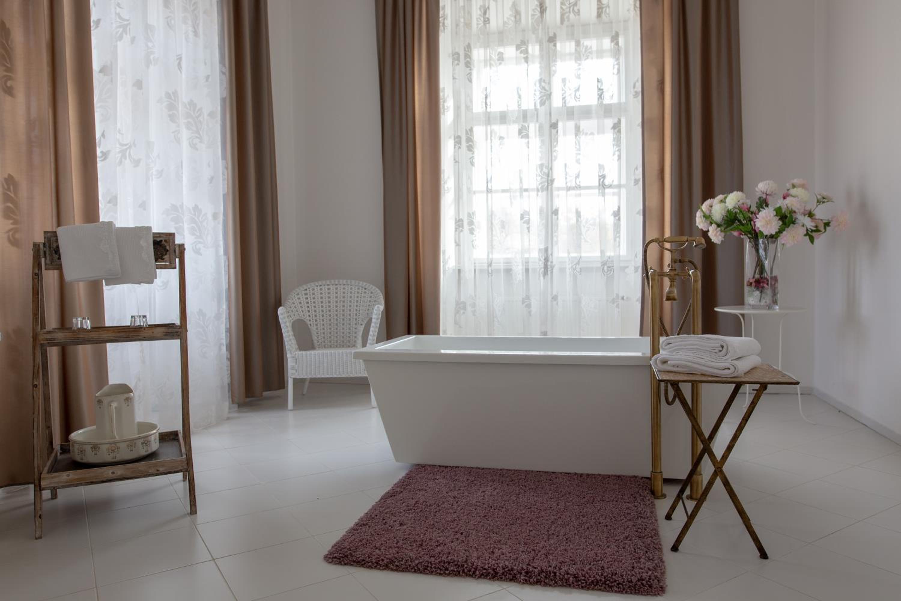 Bridal Suite - Photo 4