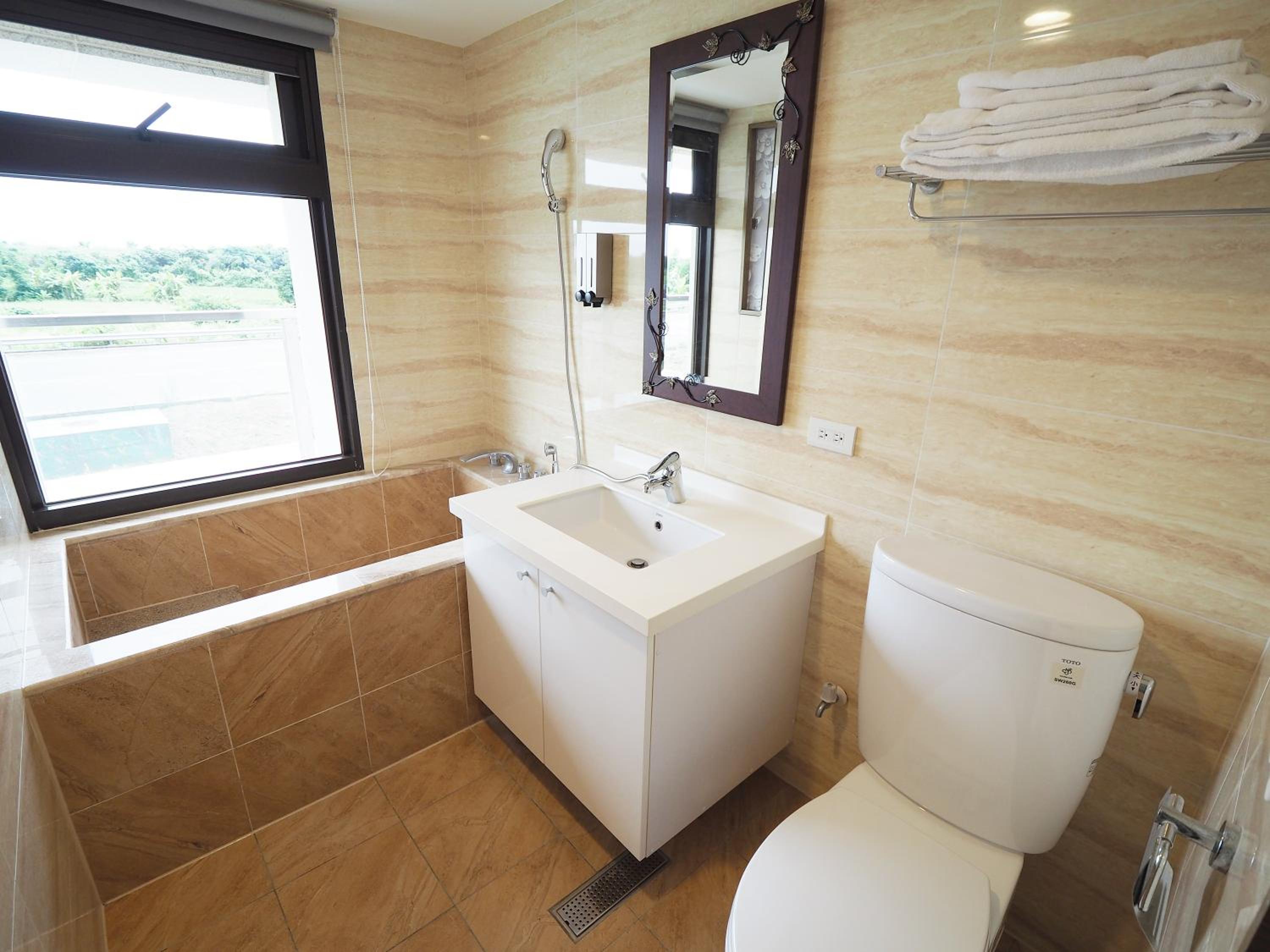 Standard Double Room - Photo 5