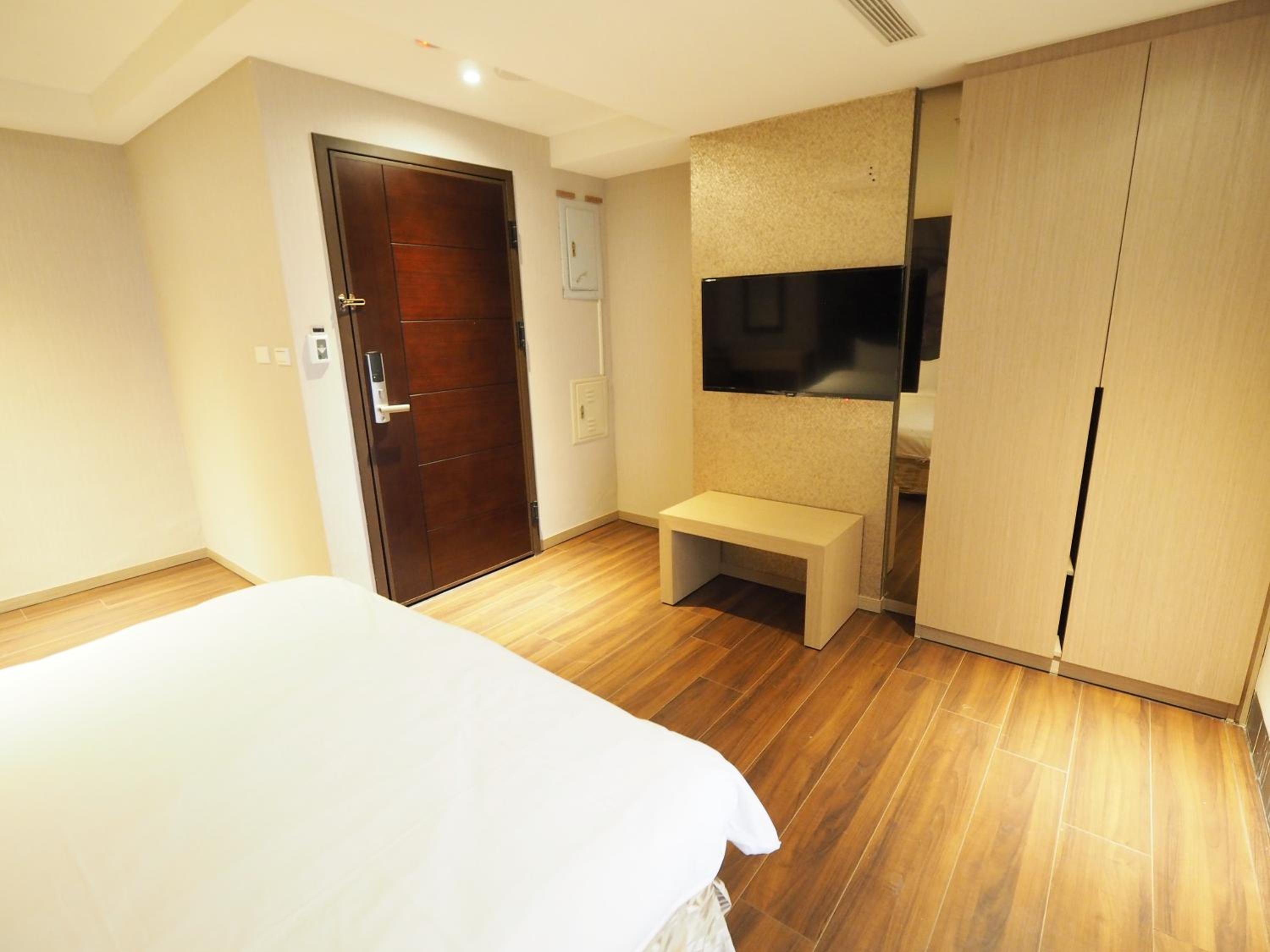 Double Room with Sea View - Photo 9