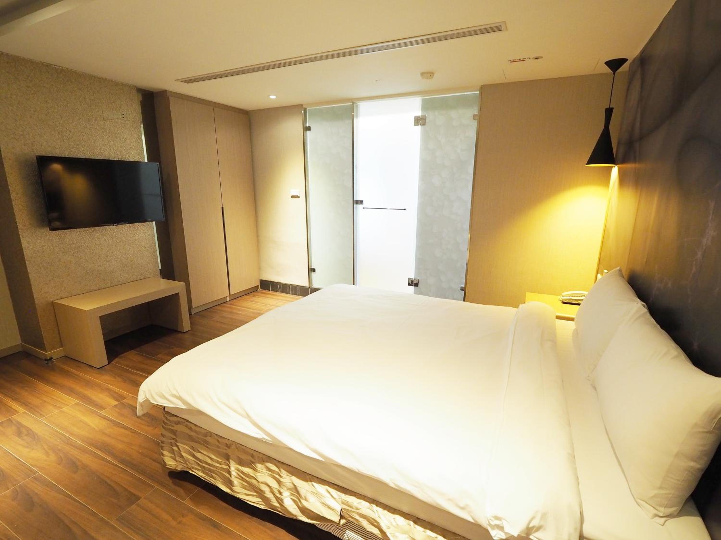 Double Room with Sea View - Photo 8