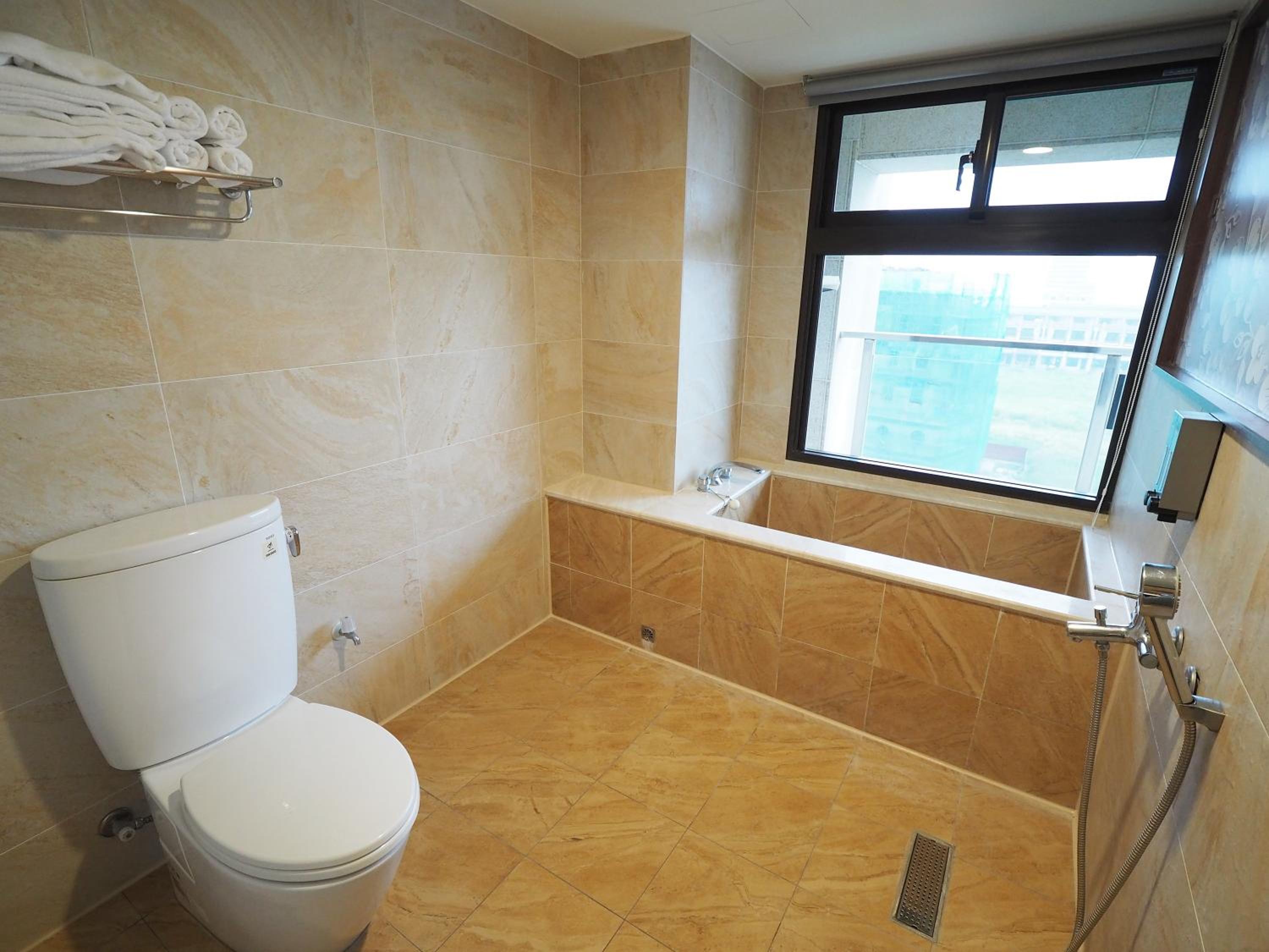 Standard Quadruple Room - Photo 5