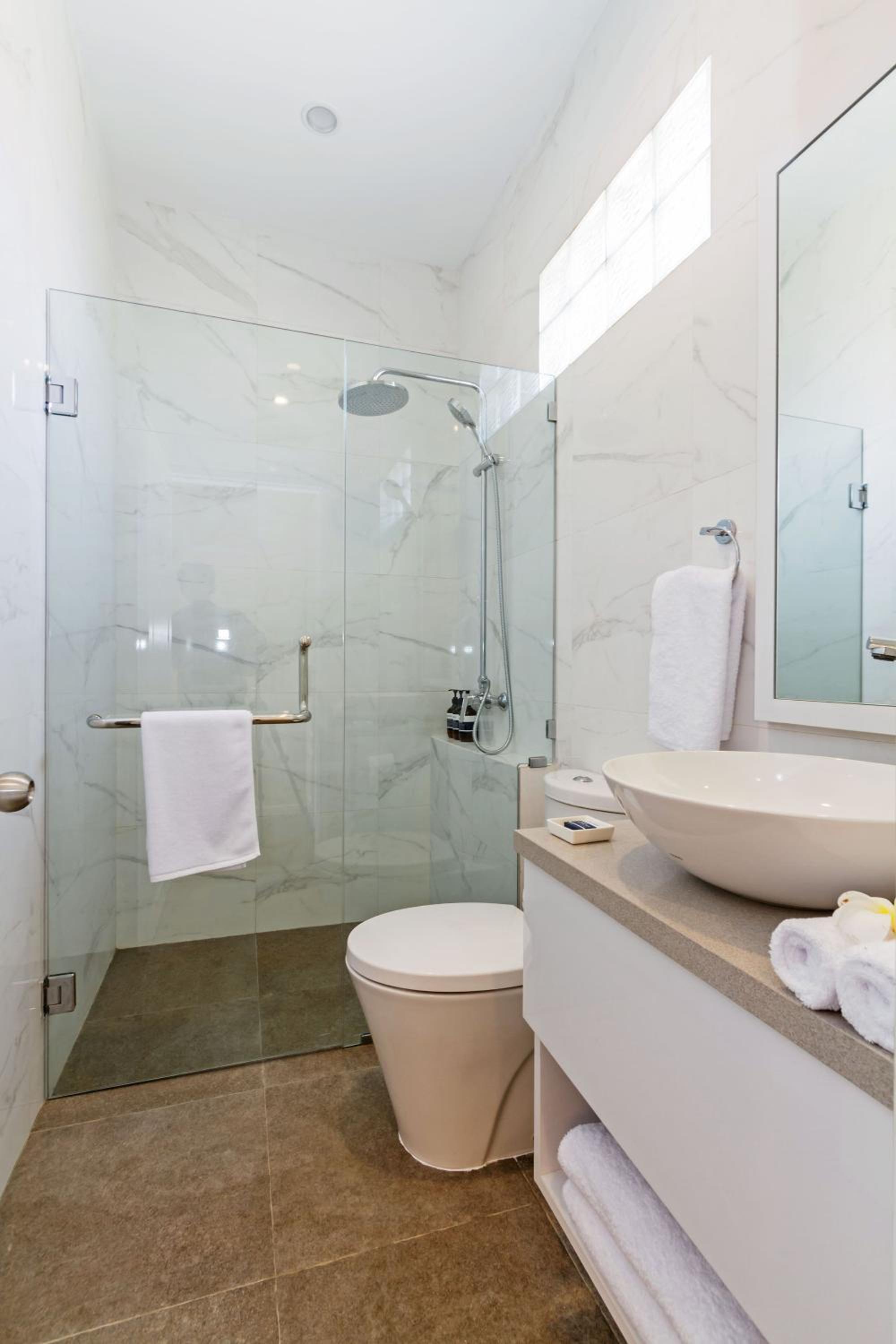 Deluxe Double or Twin Room with Pool View - Photo 4